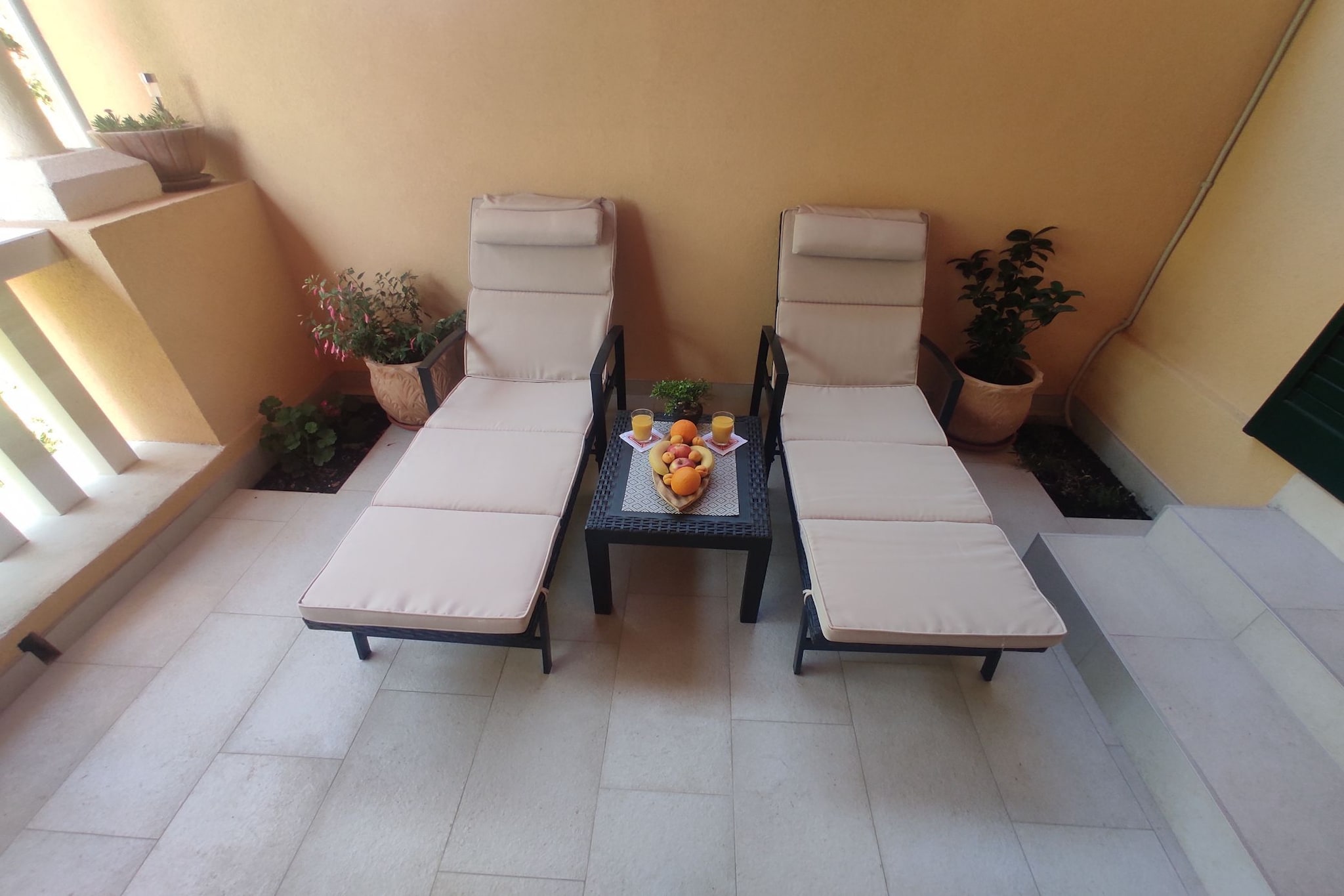 Room Porat 2 with Private Terrace - Double Bedroom with Private Terrace-Salon