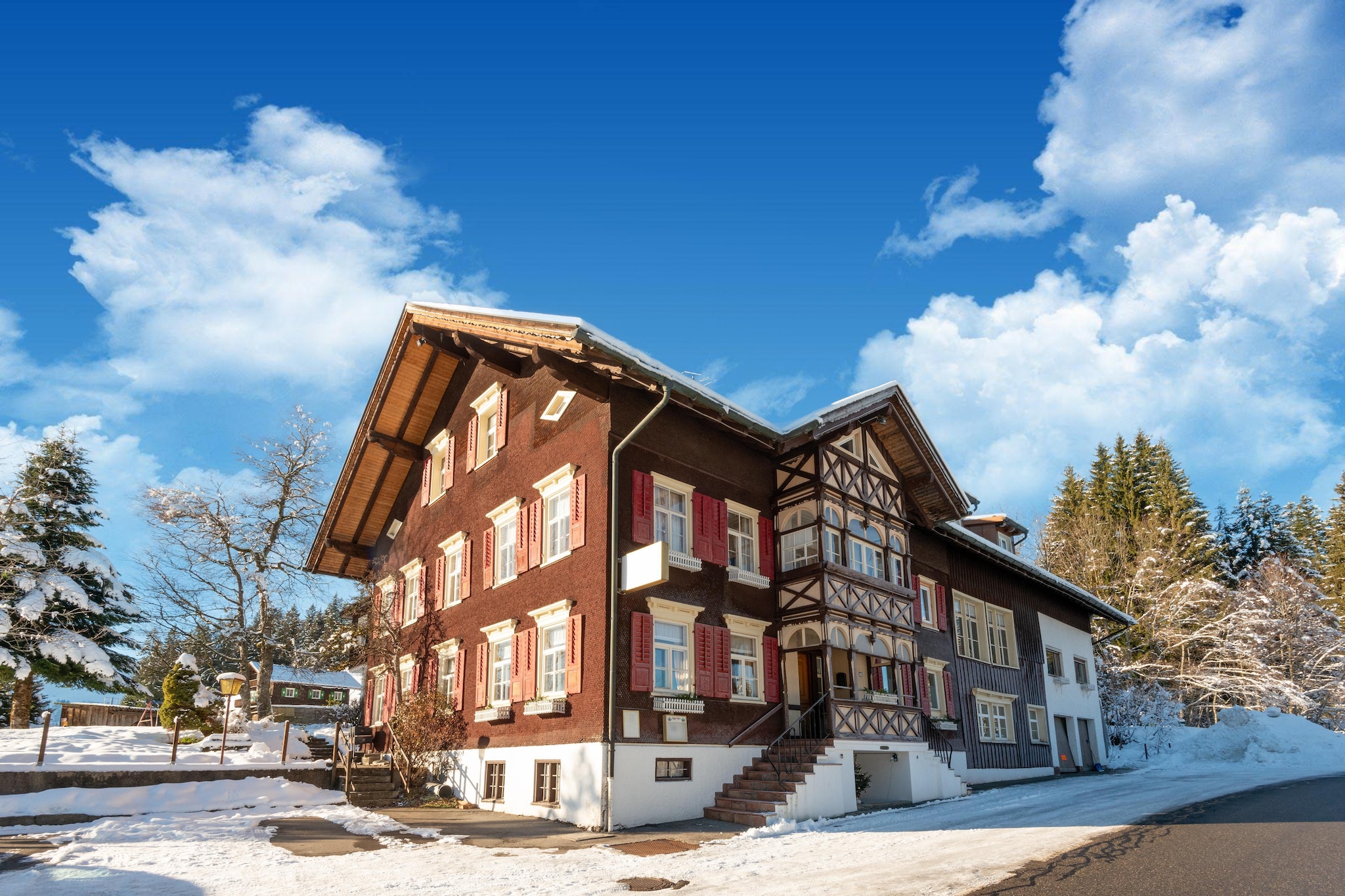 Exterior Winter