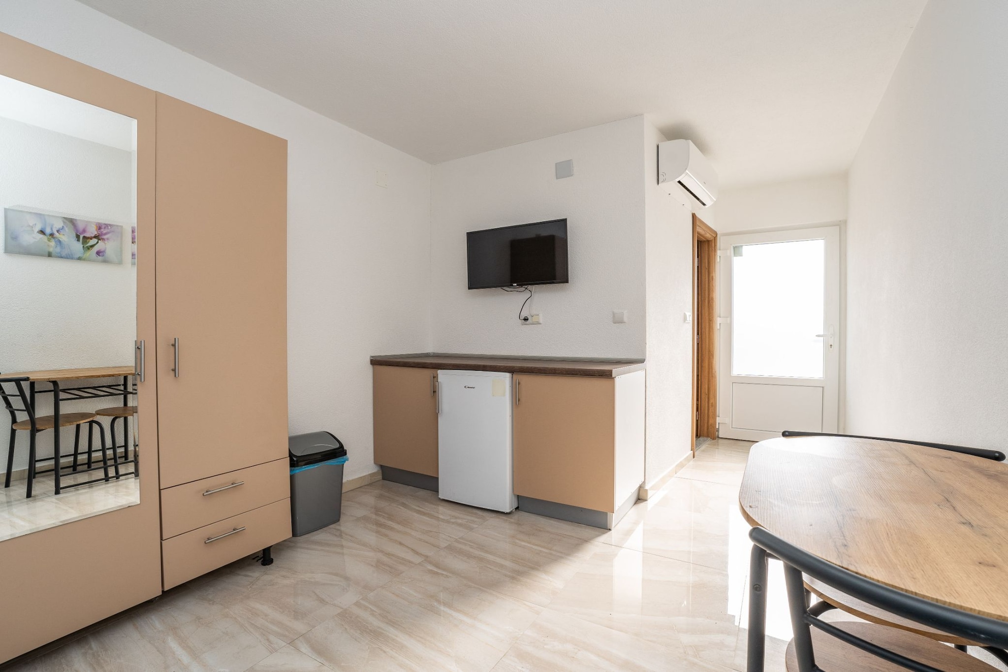 Guest Gouse Stipanovi Dvori - Three Bedroom Apartment with Terrace 8-Indoor