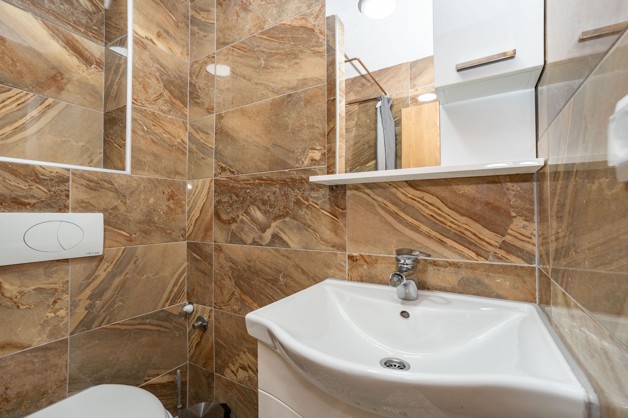 Guest Gouse Stipanovi Dvori - Three Bedroom Apartment with Terrace 8-Bathroom
