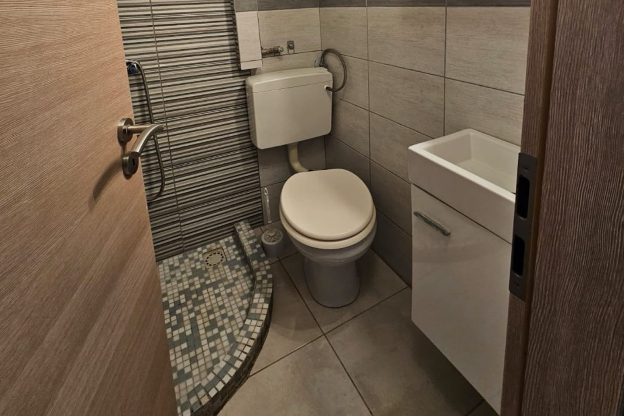 Apartments Robi & Kristina - Studio Apartment with Terrace S1-Bathroom