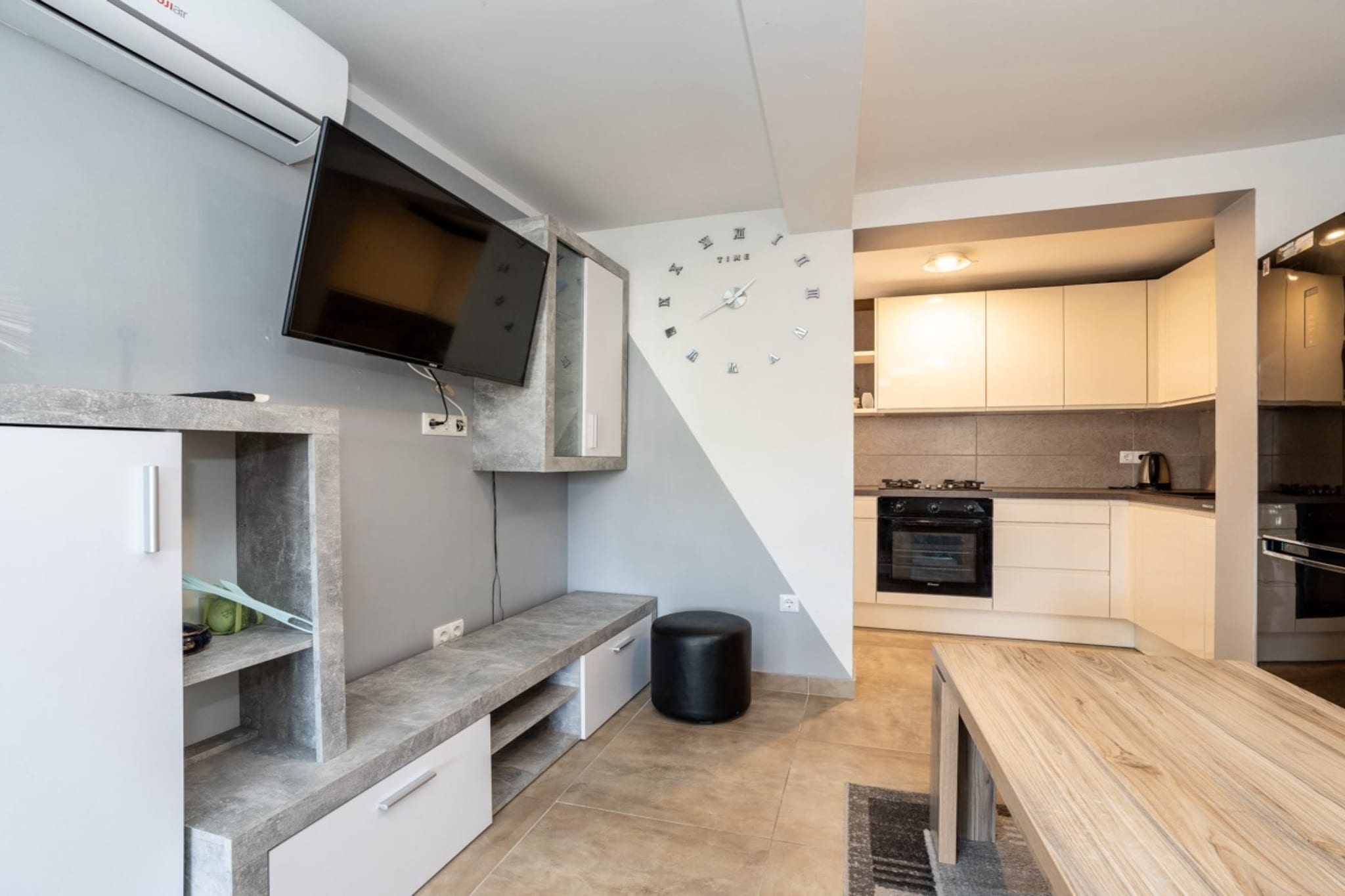 Apartments Robi & Kristina - Two Bedroom Apartment with Terrace A2-Living room