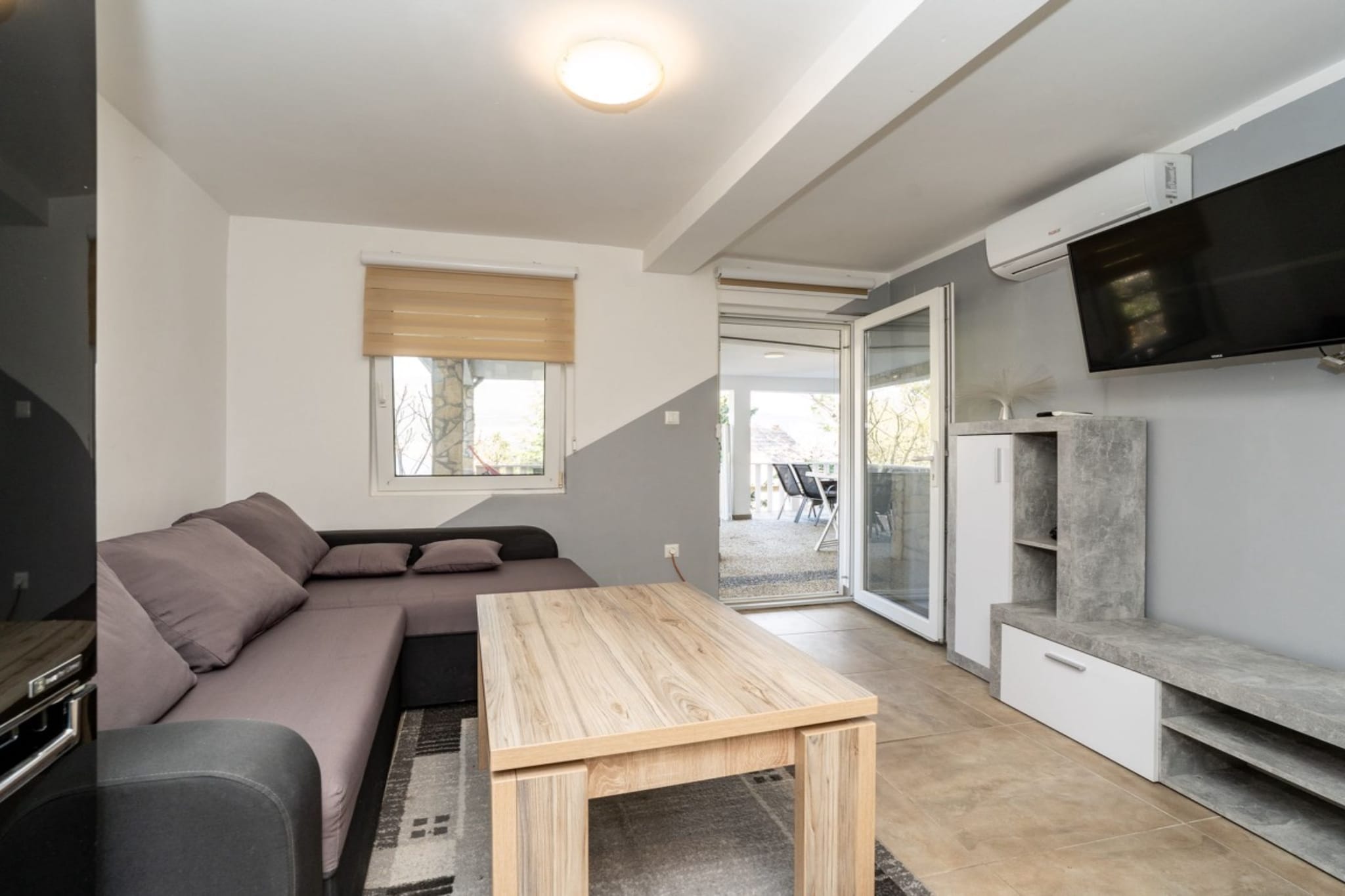 Apartments Robi & Kristina - Two Bedroom Apartment with Terrace A2