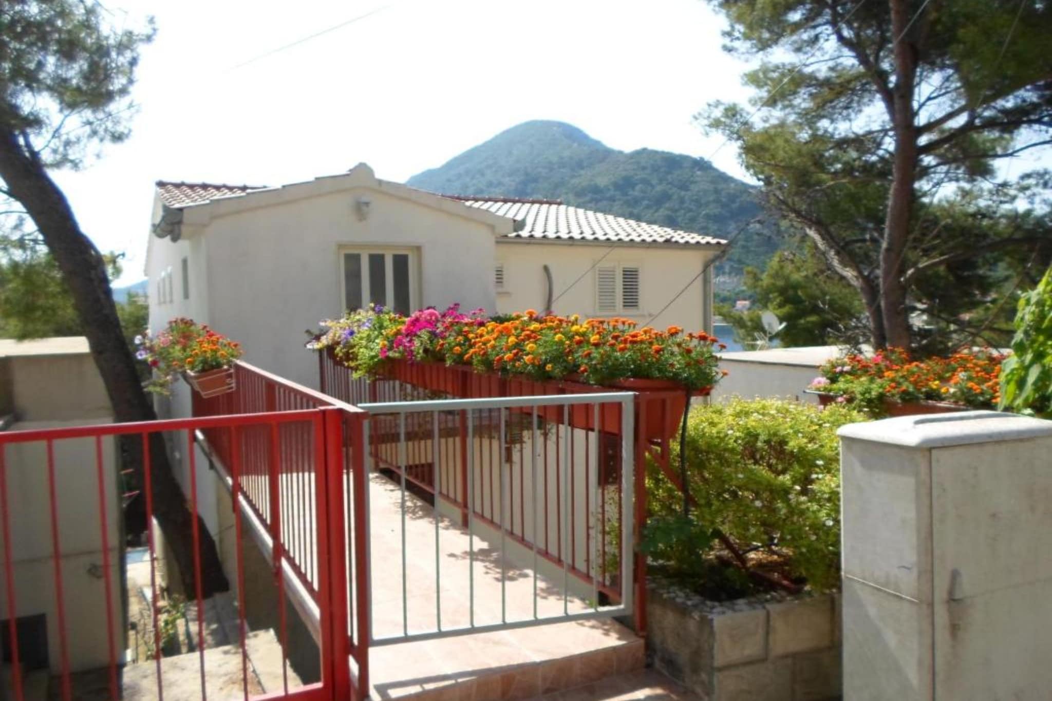Guest House Sobra 38 - Studio with Balcony and Sea View-Außenbereich