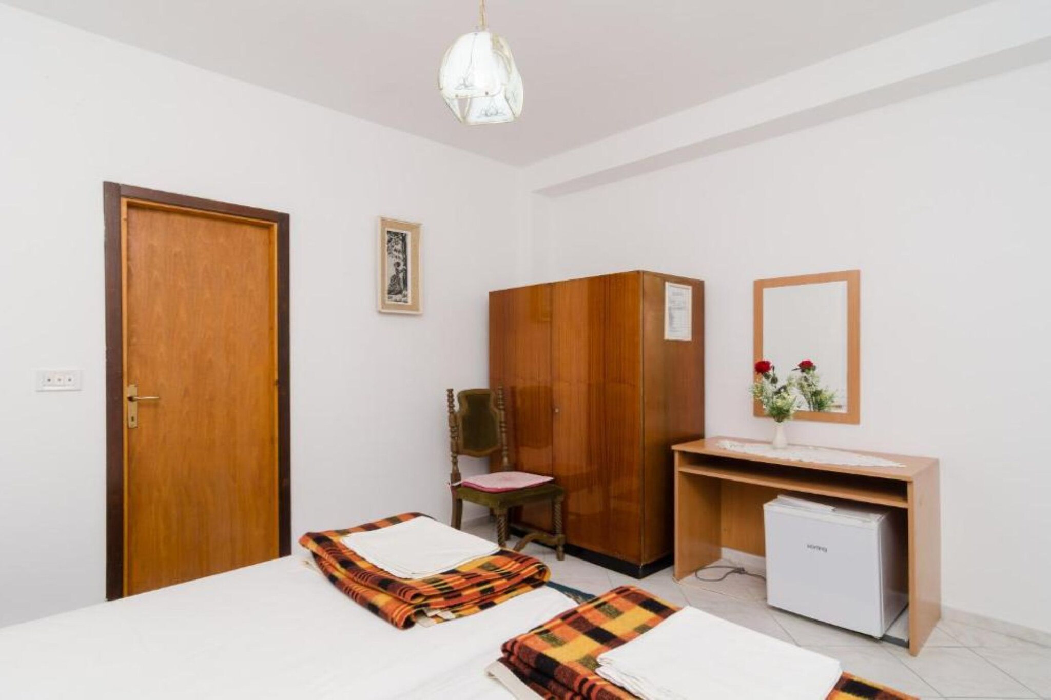 Guest House Sobra 38 - Studio with Balcony and Sea View-Schlafzimmer