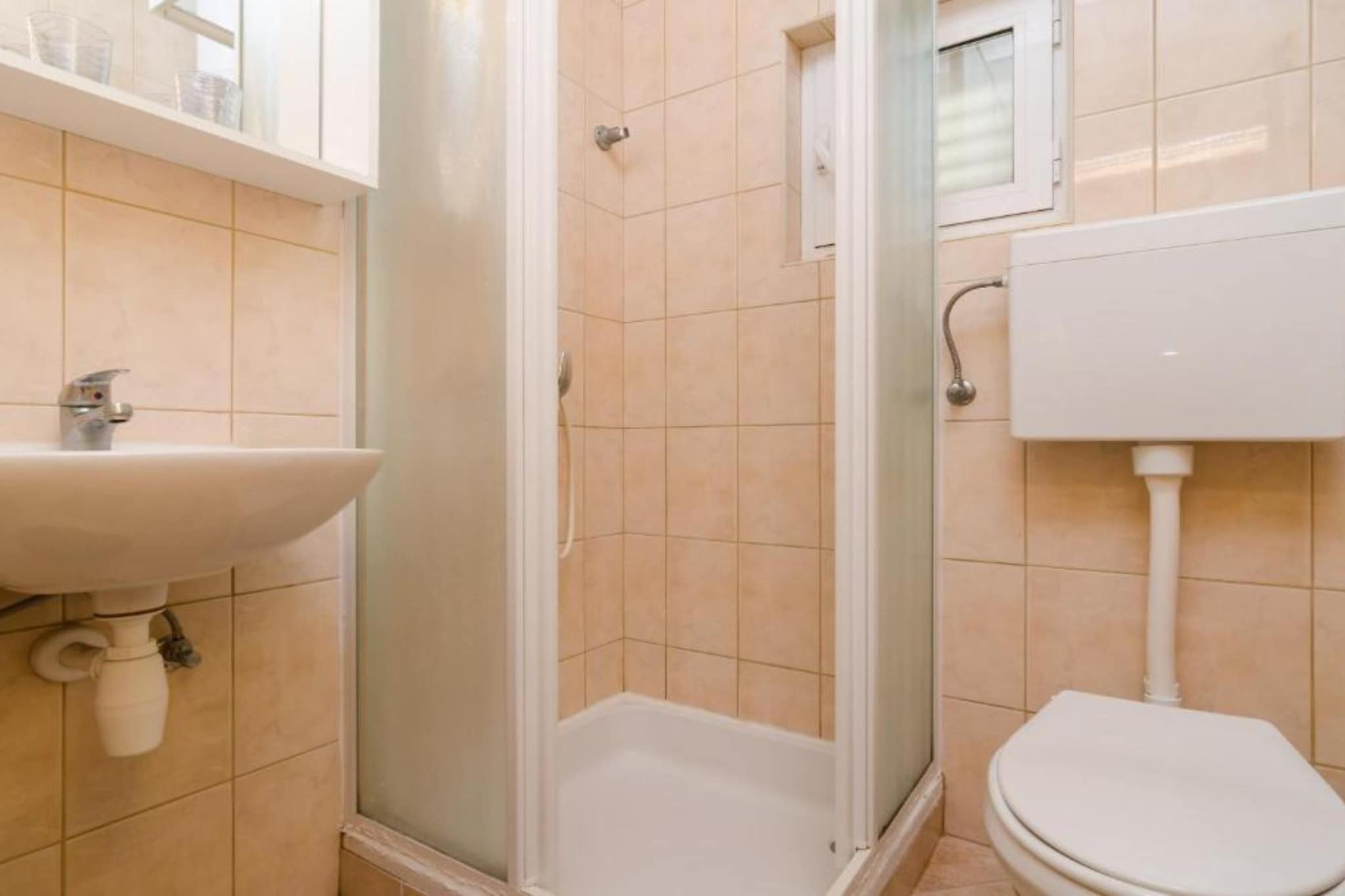 Guest House Sobra 38 - Studio with Balcony and Sea View-Badezimmer