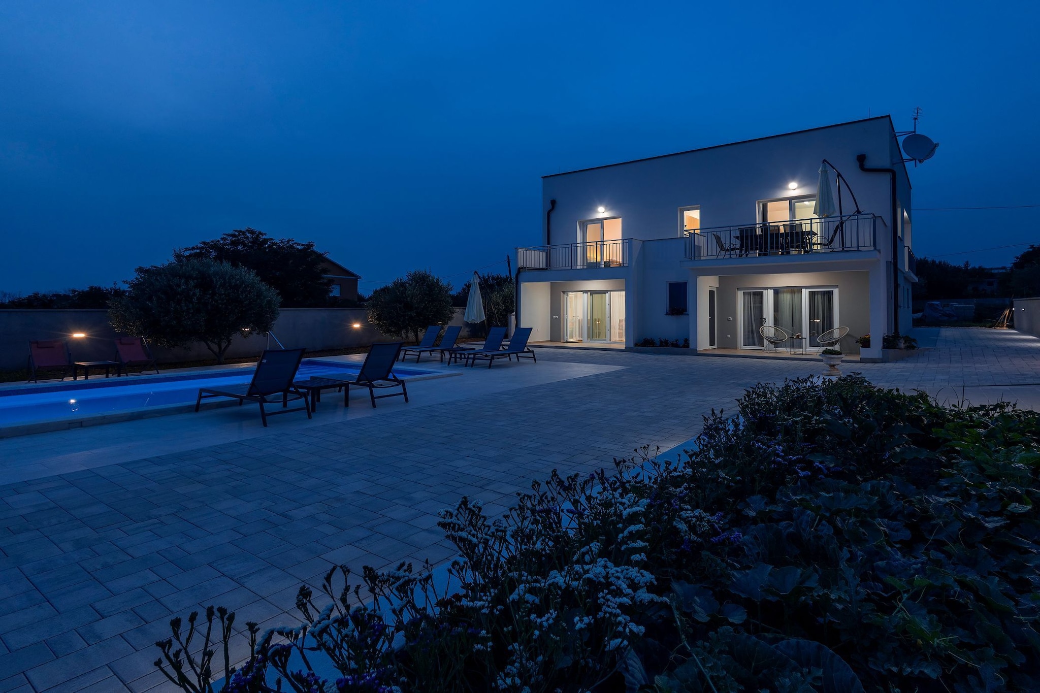 Holiday Home Milutin 1 - Four Bedroom Holiday Home with Private Pool-Outdoor