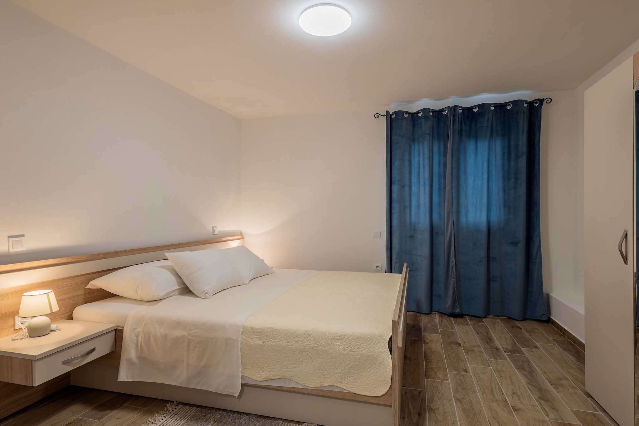 Holiday Home Milutin 1 - Four Bedroom Holiday Home with Private Pool-Bedroom