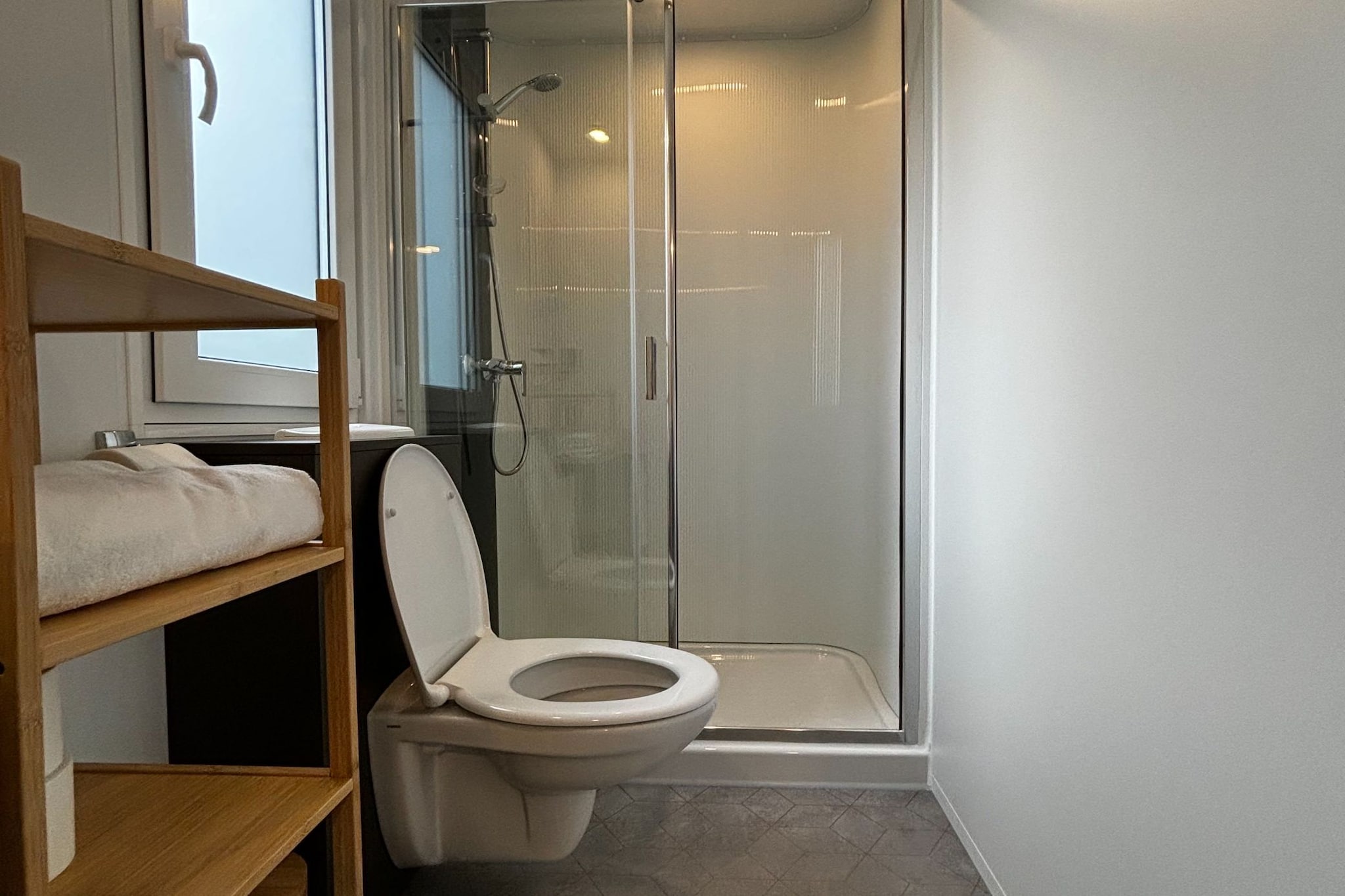 Mobile Home Maris - Two Bedroom Mobile Home-Badezimmer