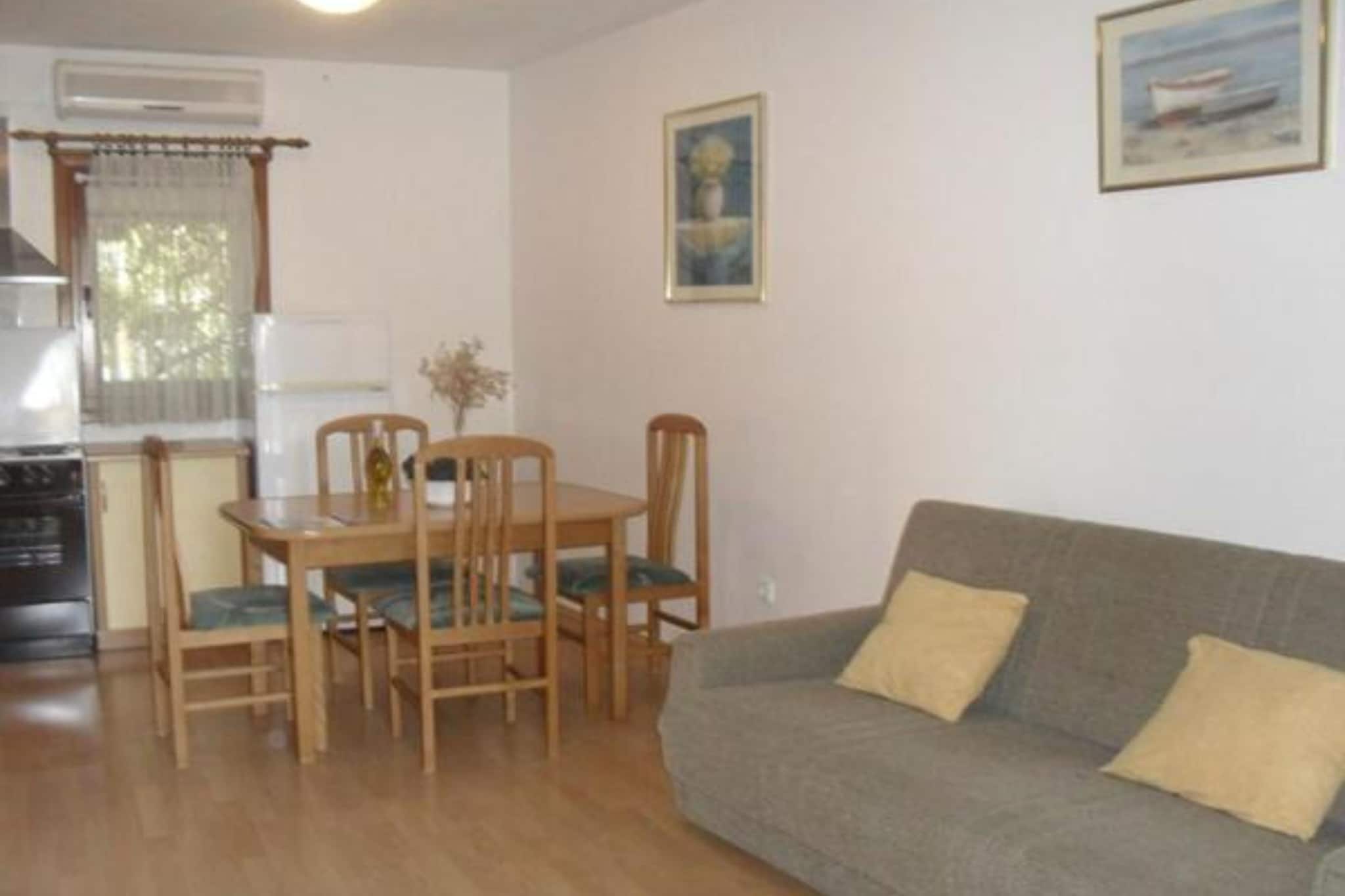 Apartments White House - Two Bedroom Apartment with Terrace 1