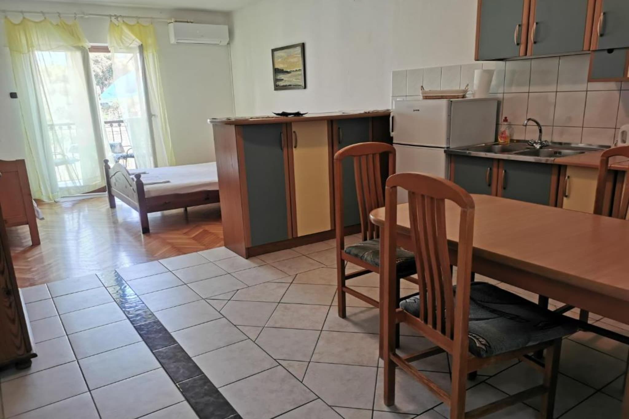 Apartments White House - Two Bedroom Apartment with Balcony and Sea View 2-Esszimmer