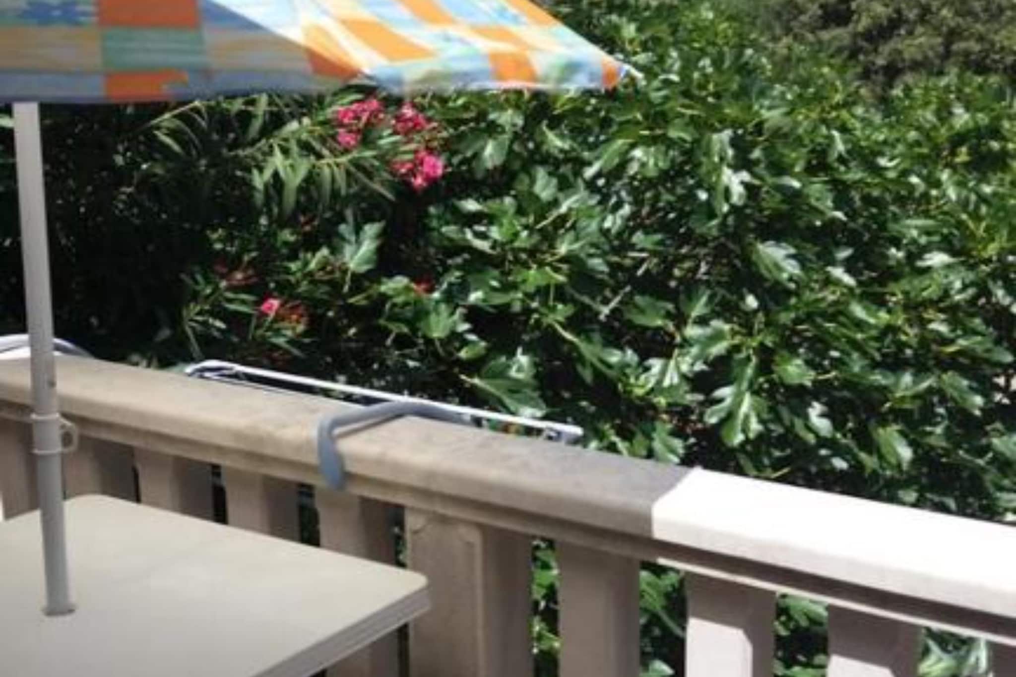 Apartments White House - Two Bedroom Apartment with Balcony and Sea View 2