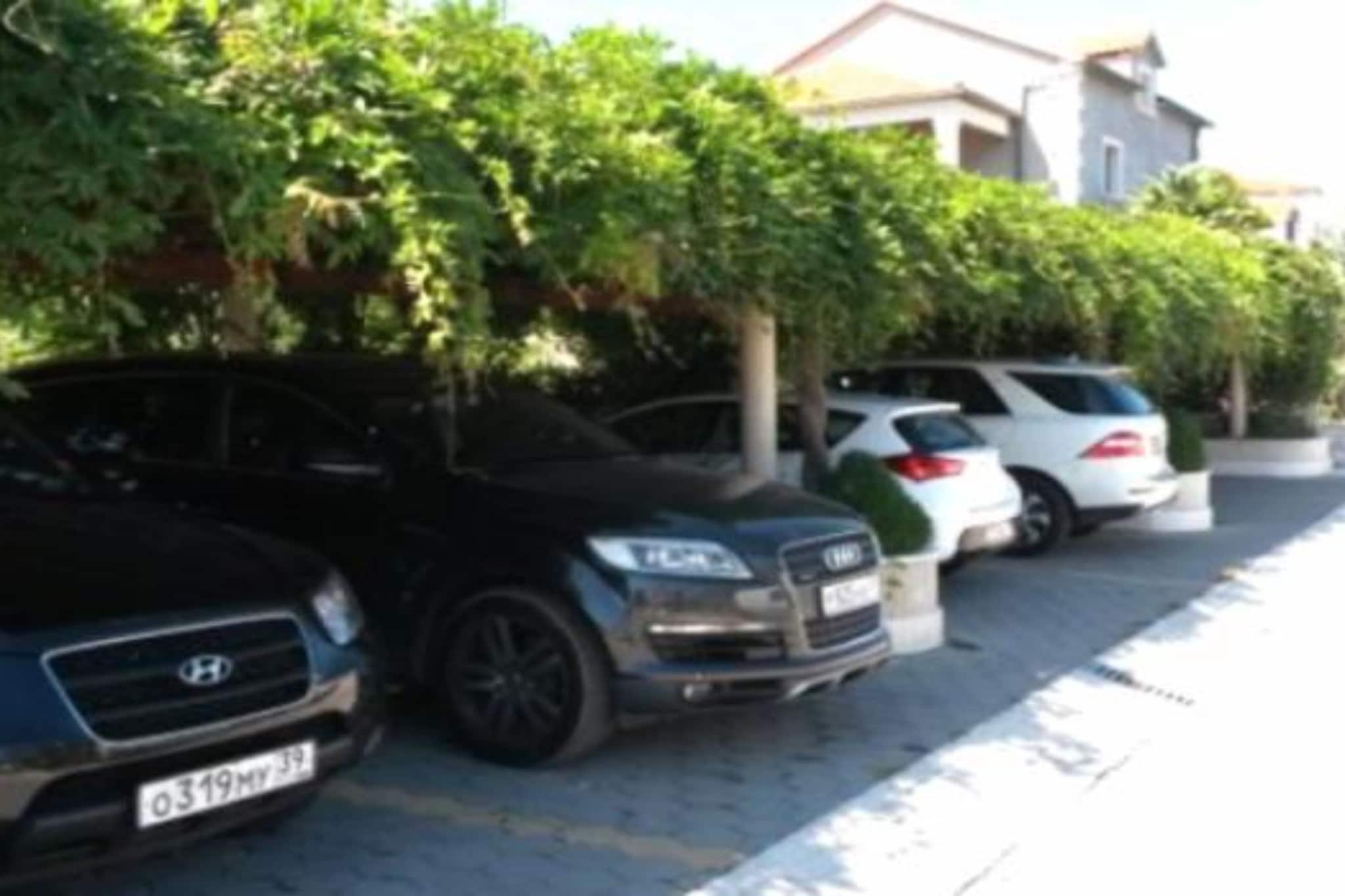 Apartments White House - Two Bedroom Apartment with Balcony and Sea View 2-Parkplatz