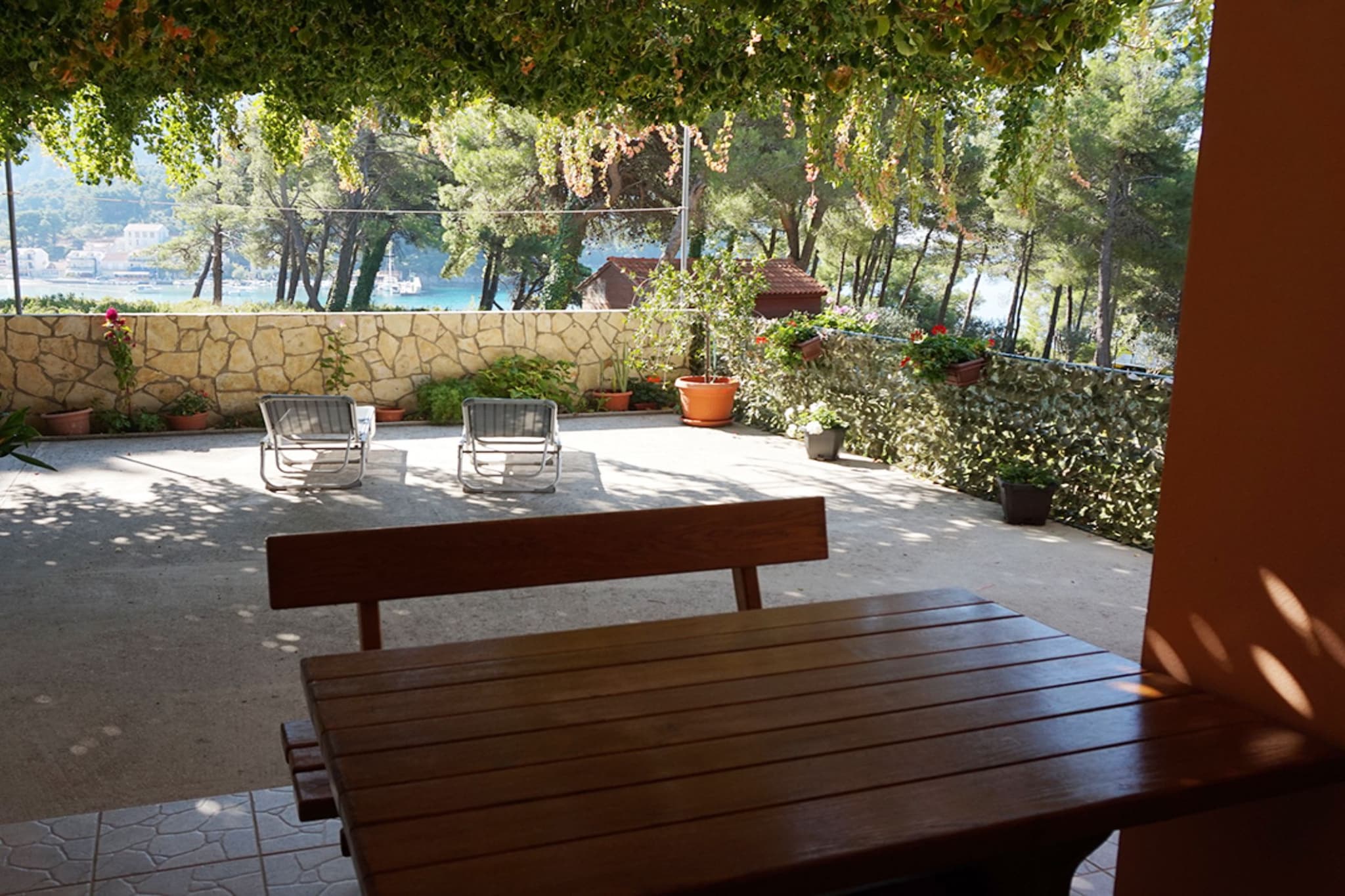Beach House Žuljana - Two Bedroom Apartment with Terrace 2-Außenbereich