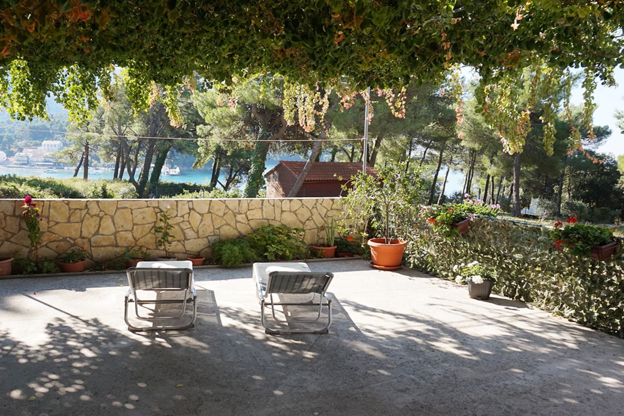 Beach House Žuljana - Two Bedroom Apartment with Terrace 2-Außenbereich