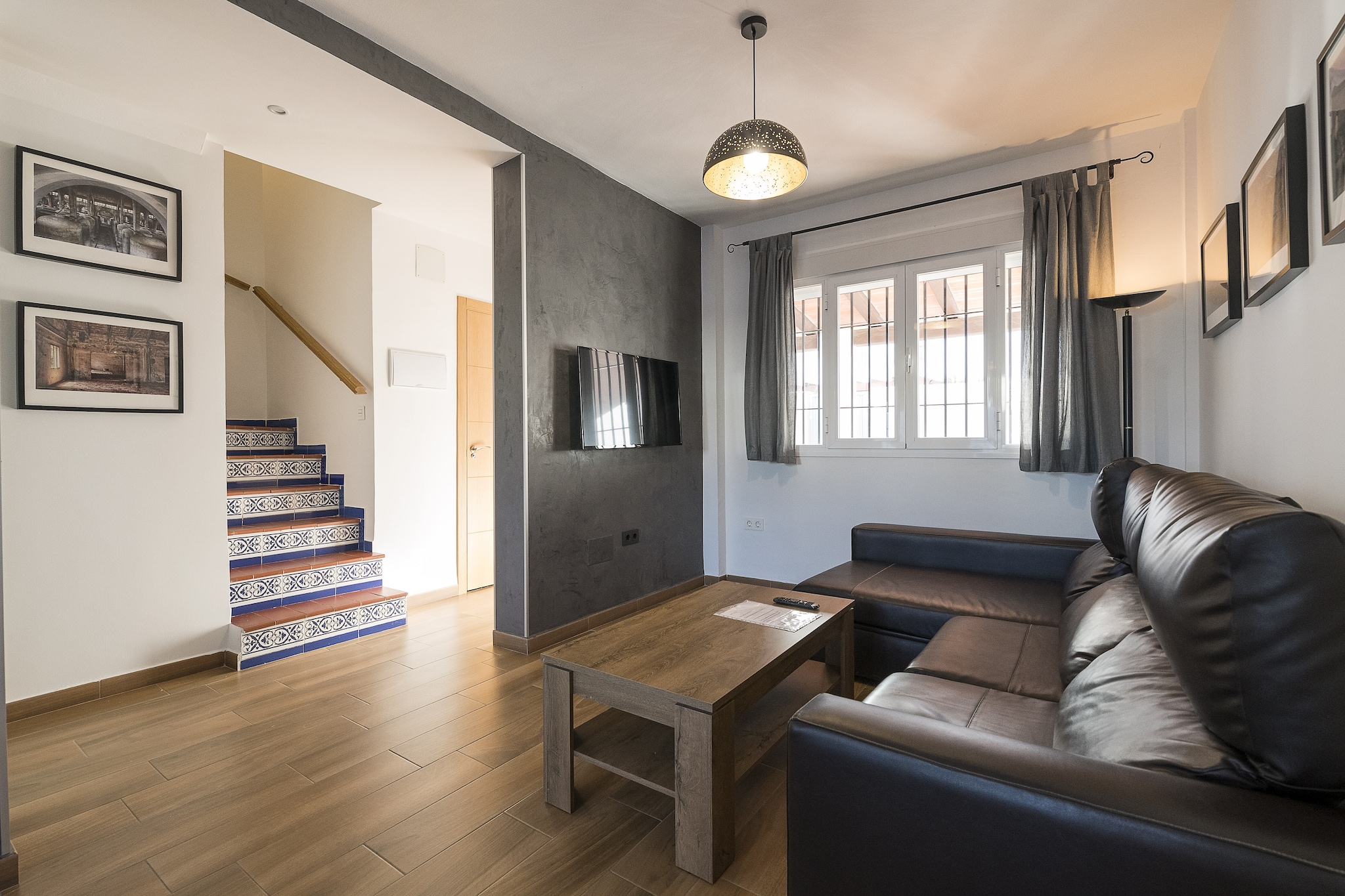 Beautiful Duplex - House With Free Wifi