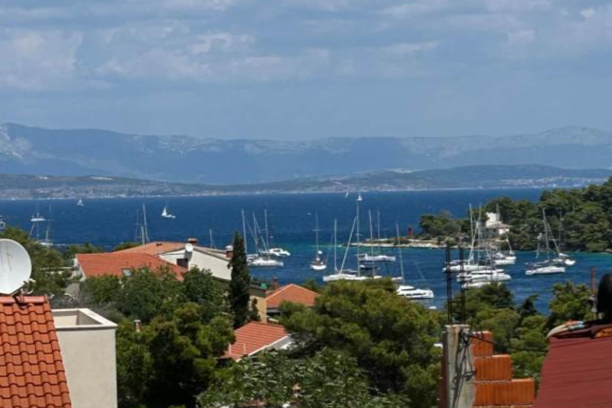 Family House Aldo -  Family House with Four Bedrooms and Sea View