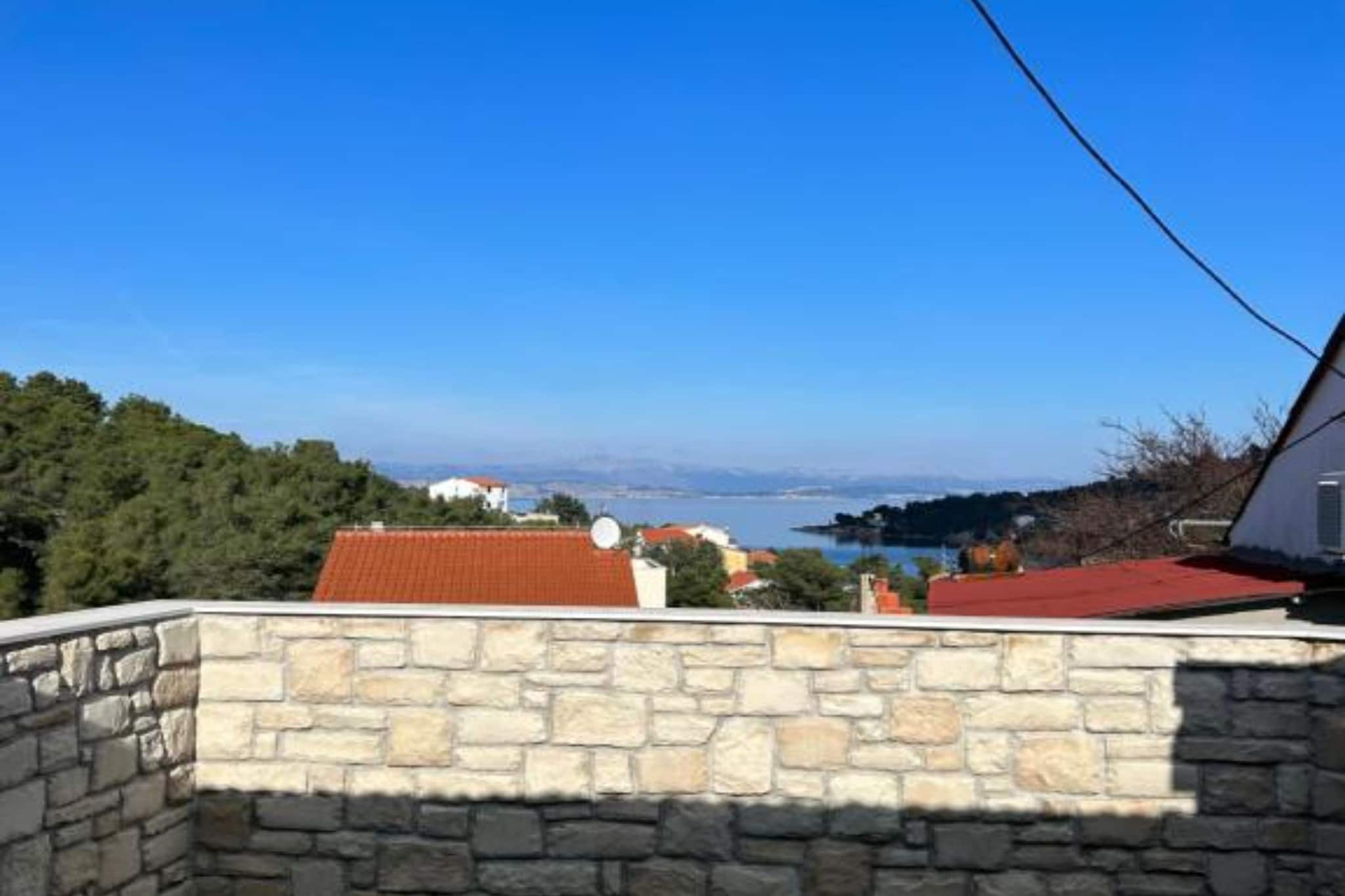 Family House Aldo -  Family House with Four Bedrooms and Sea View-Außenbereich