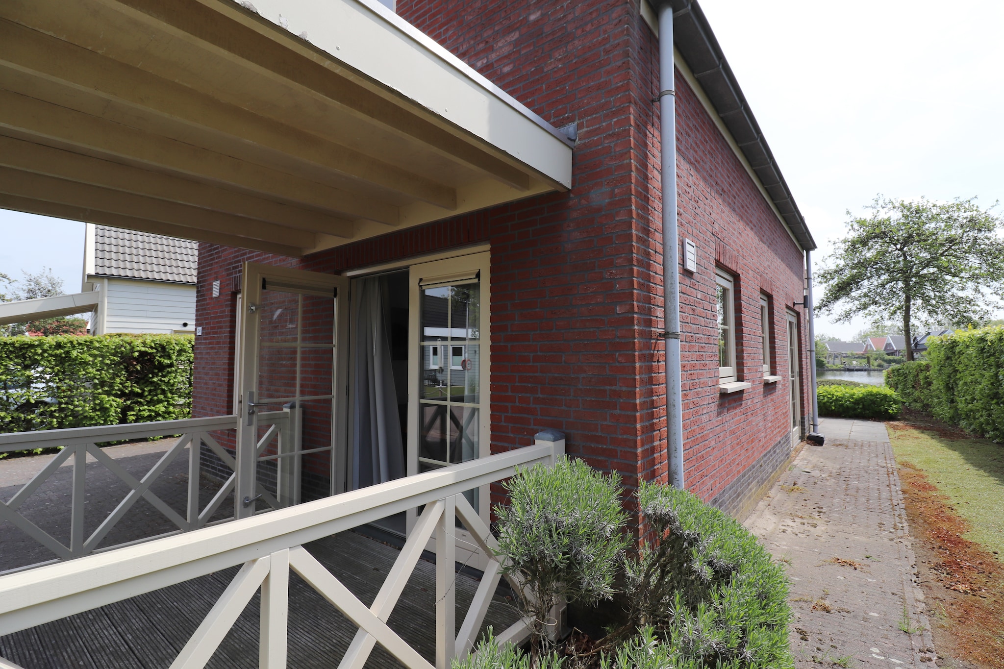 Standaard 24 - Terrace balcony