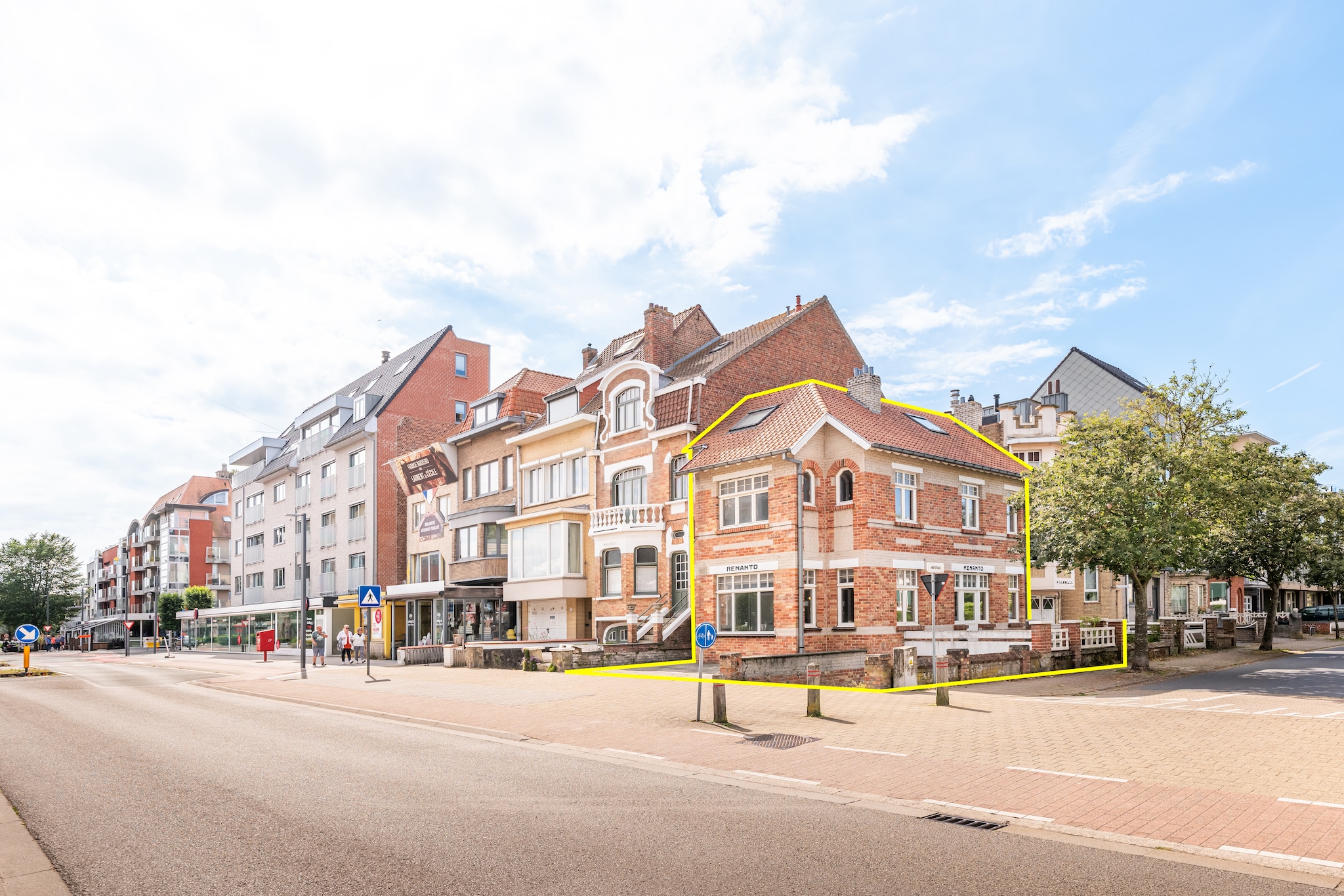 Coastal Villa in Center, 400m from the Sea