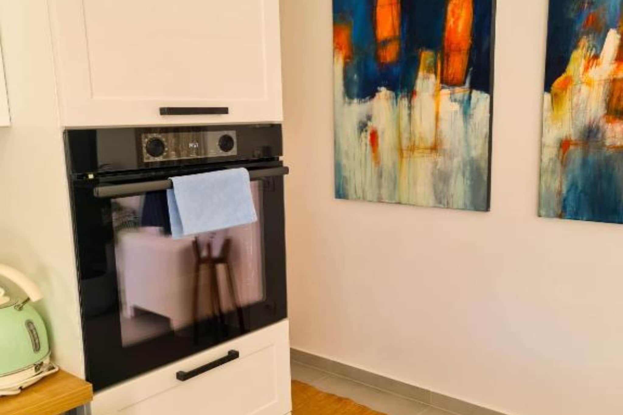 Apartment Torre Senj - Two Bedroom Apartment with Balcony and Mountain  View-Cuisine