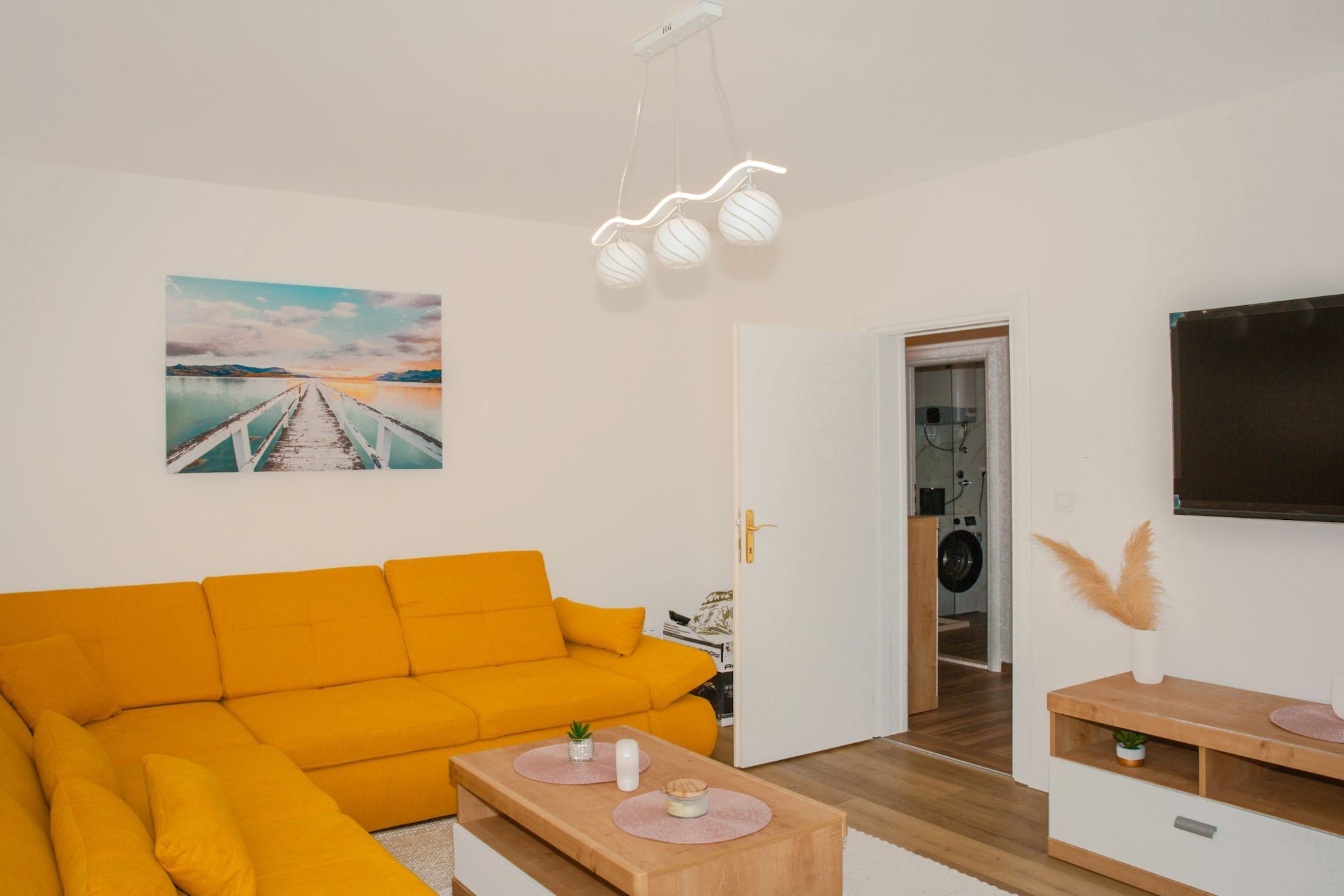 Apartment Matko - Two Bedrom Apartment with Beach View-Wohnzimmer