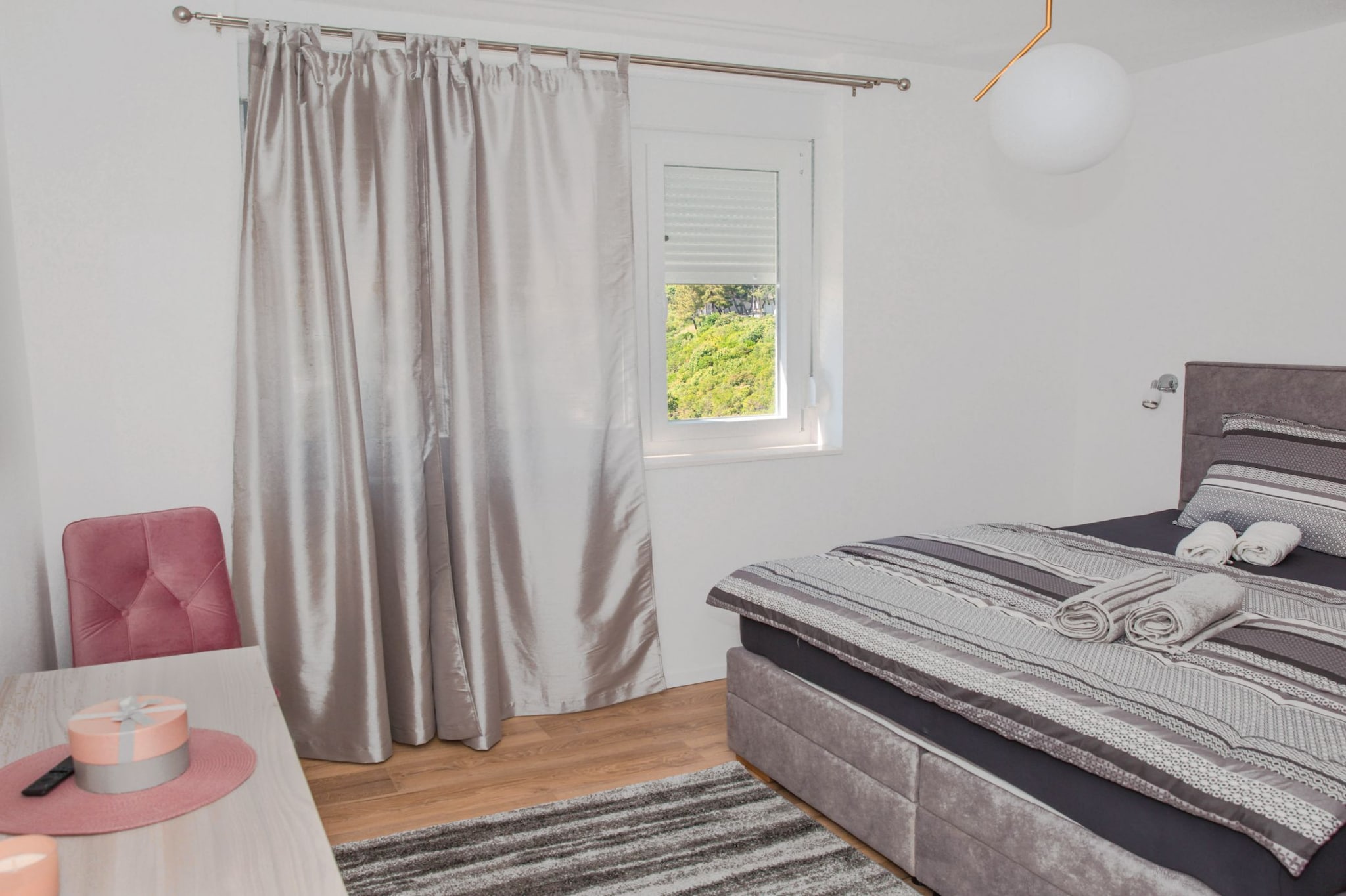 Apartment Matko - Two Bedrom Apartment with Beach View-Schlafzimmer