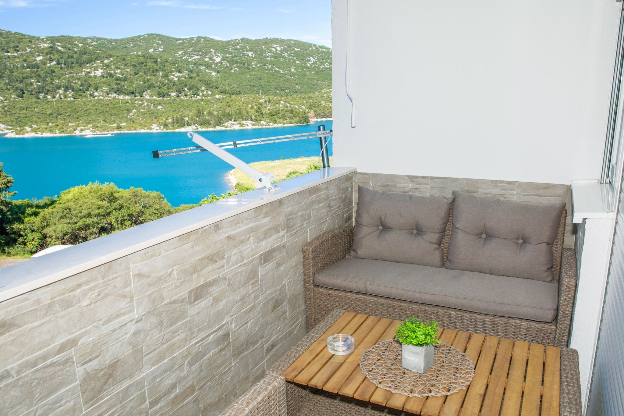 Apartment Matko - Two Bedrom Apartment with Beach View-Aussicht