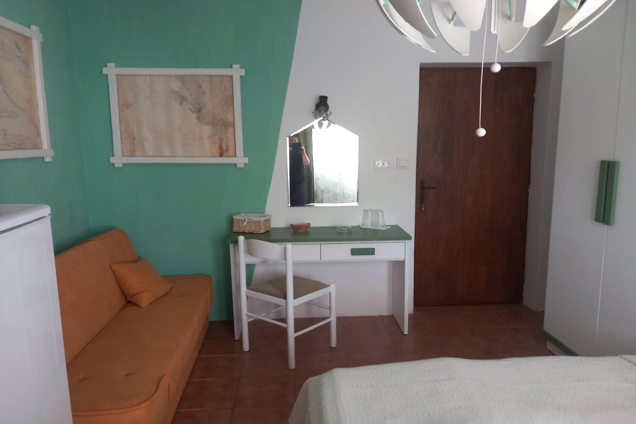 Guest House Green Corner Supetarska Draga - Triple Room with Terrace and Sea View-Binnen