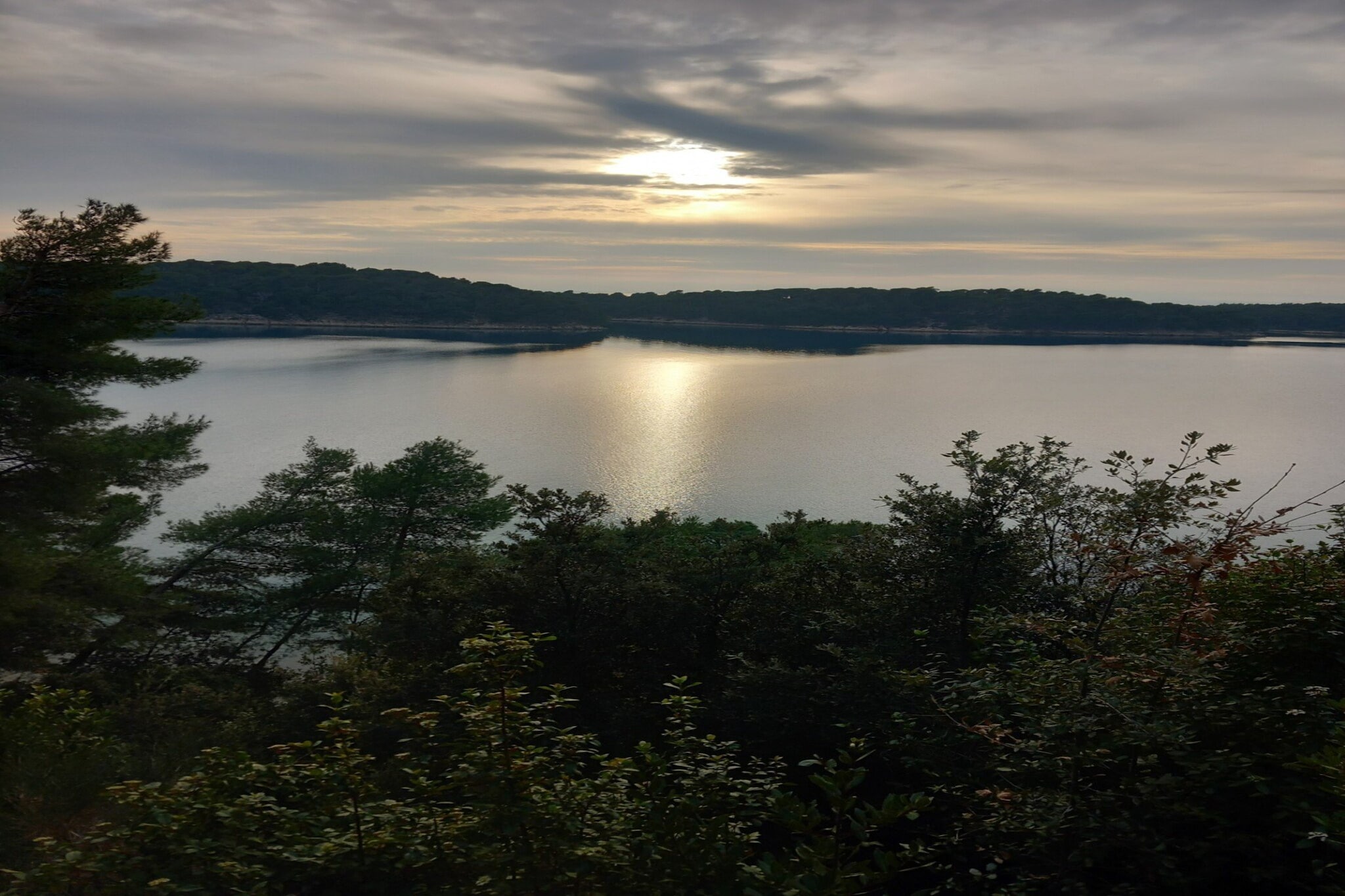 Guest House Green Corner Supetarska Draga - Triple Room with Terrace and Sea View-Sfeer