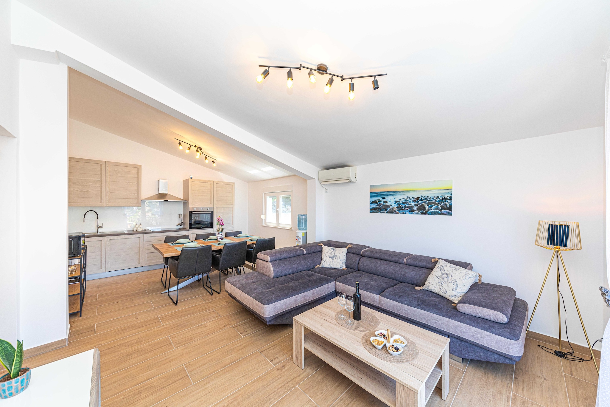 Apartment Anima - Two Bedroom Apartment with Balcony and Sea View