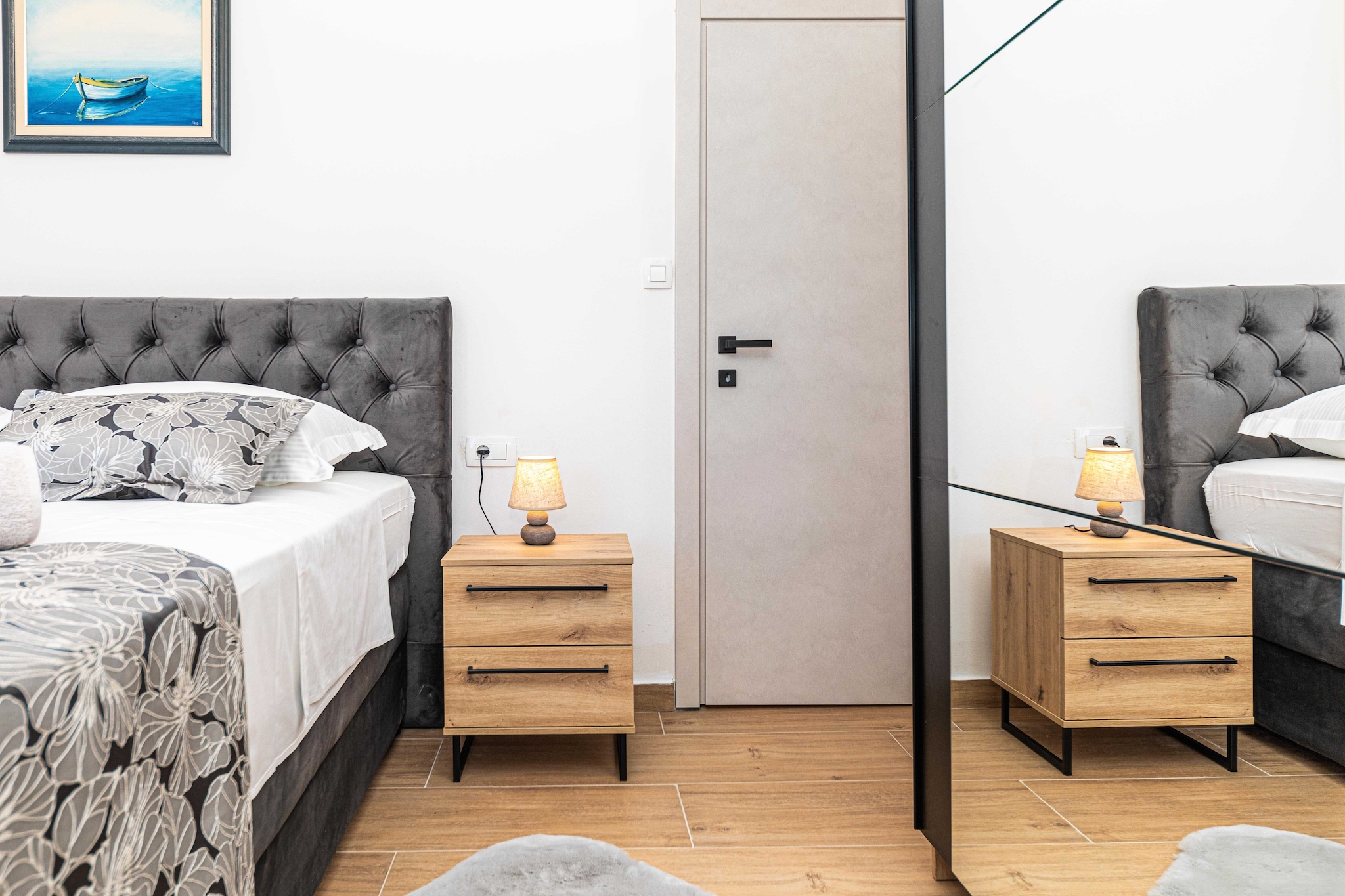 Apartment Anima - Two Bedroom Apartment with Balcony and Sea View-Slaapkamer