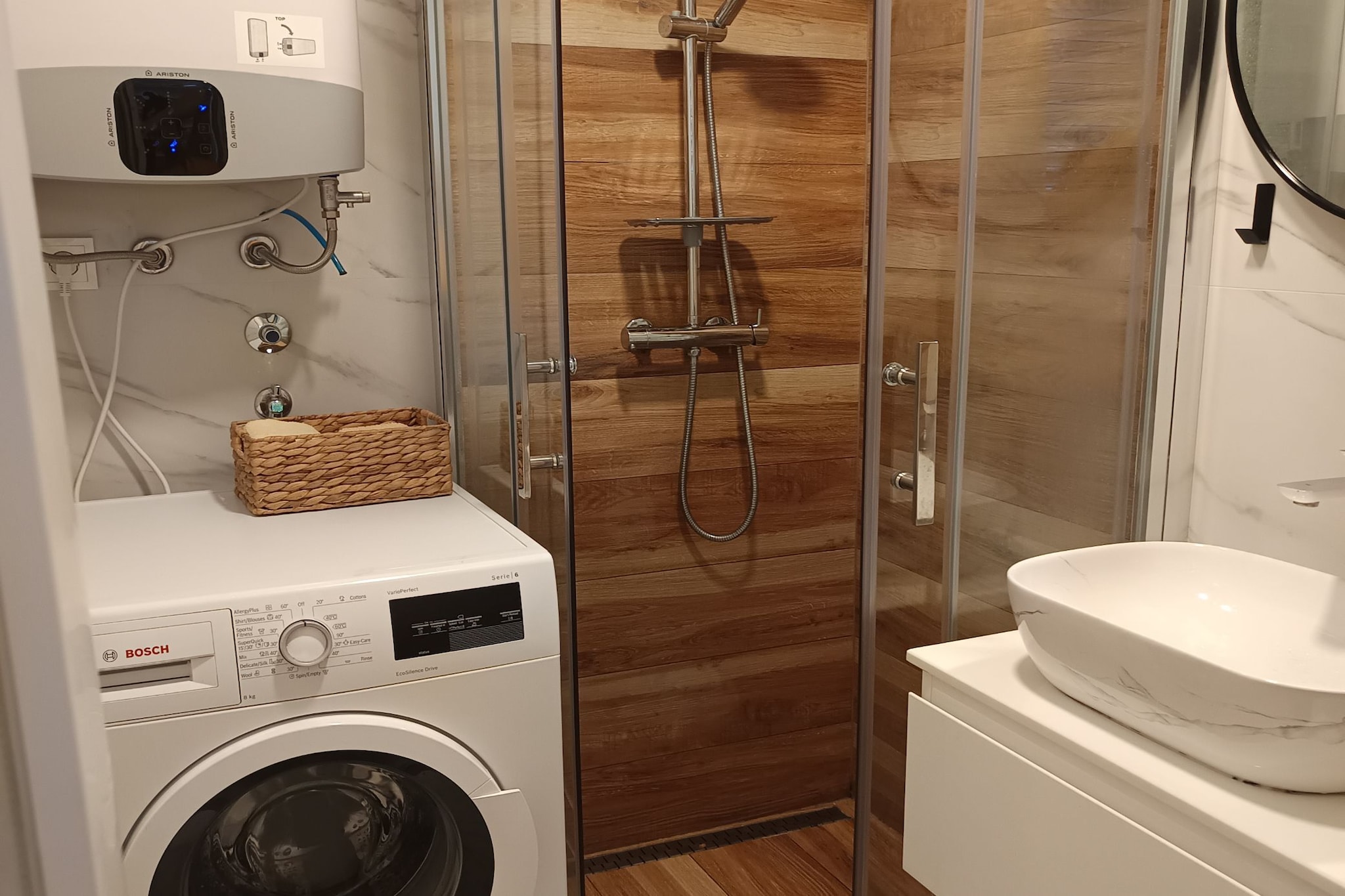 Apartment Analea - Two Bedroom Apartment-Badezimmer