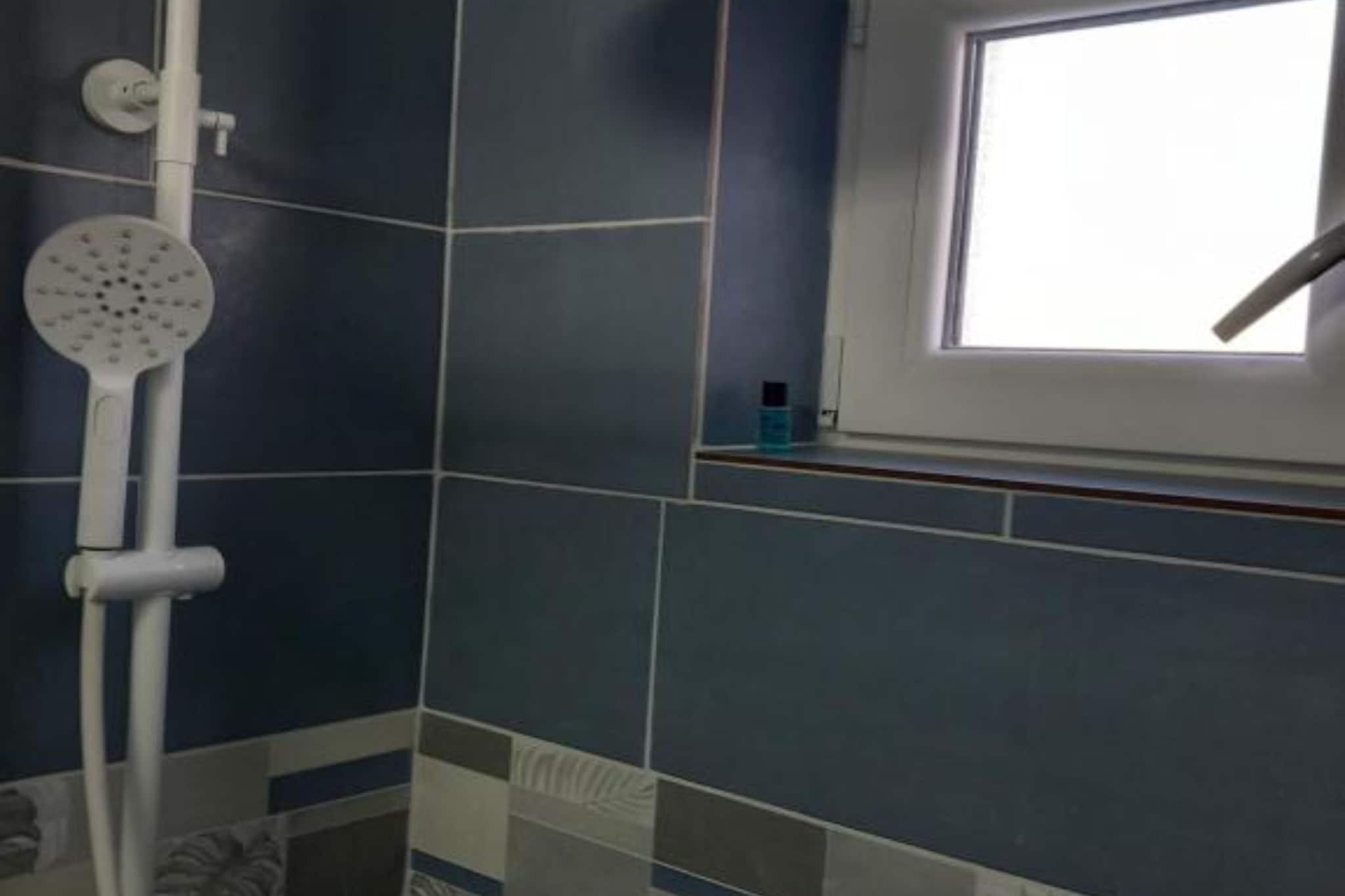 Guest House Green Corner Palit - One Bedroom Apartment-Salle de bain