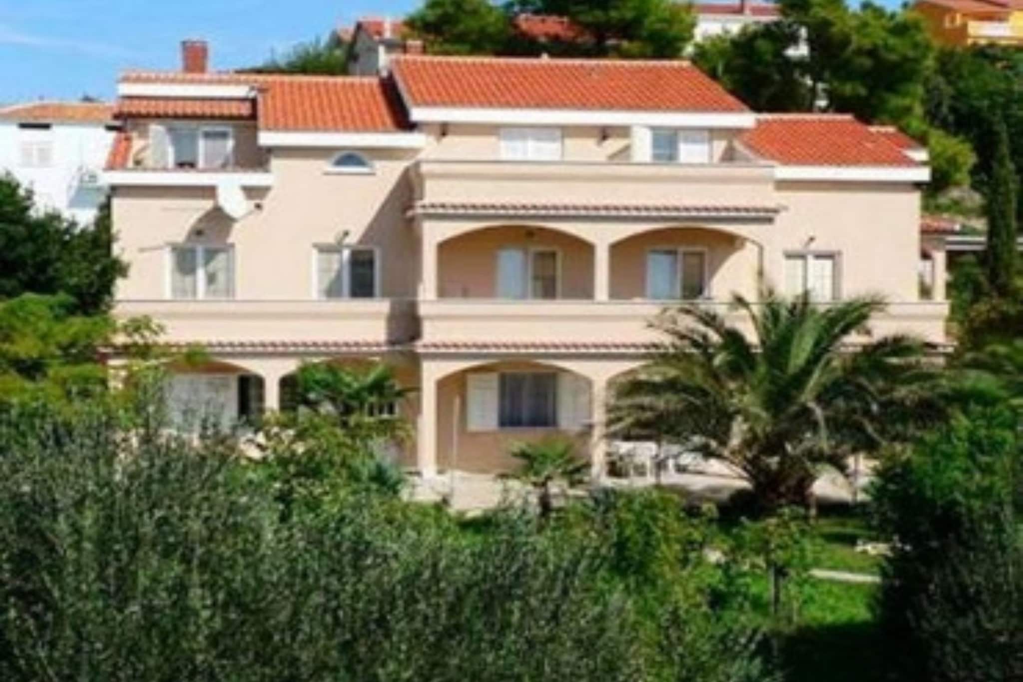 Apartments Danijela & Vlado - Three Bedroom Apartment With Balcony and Garden View-Extérieur