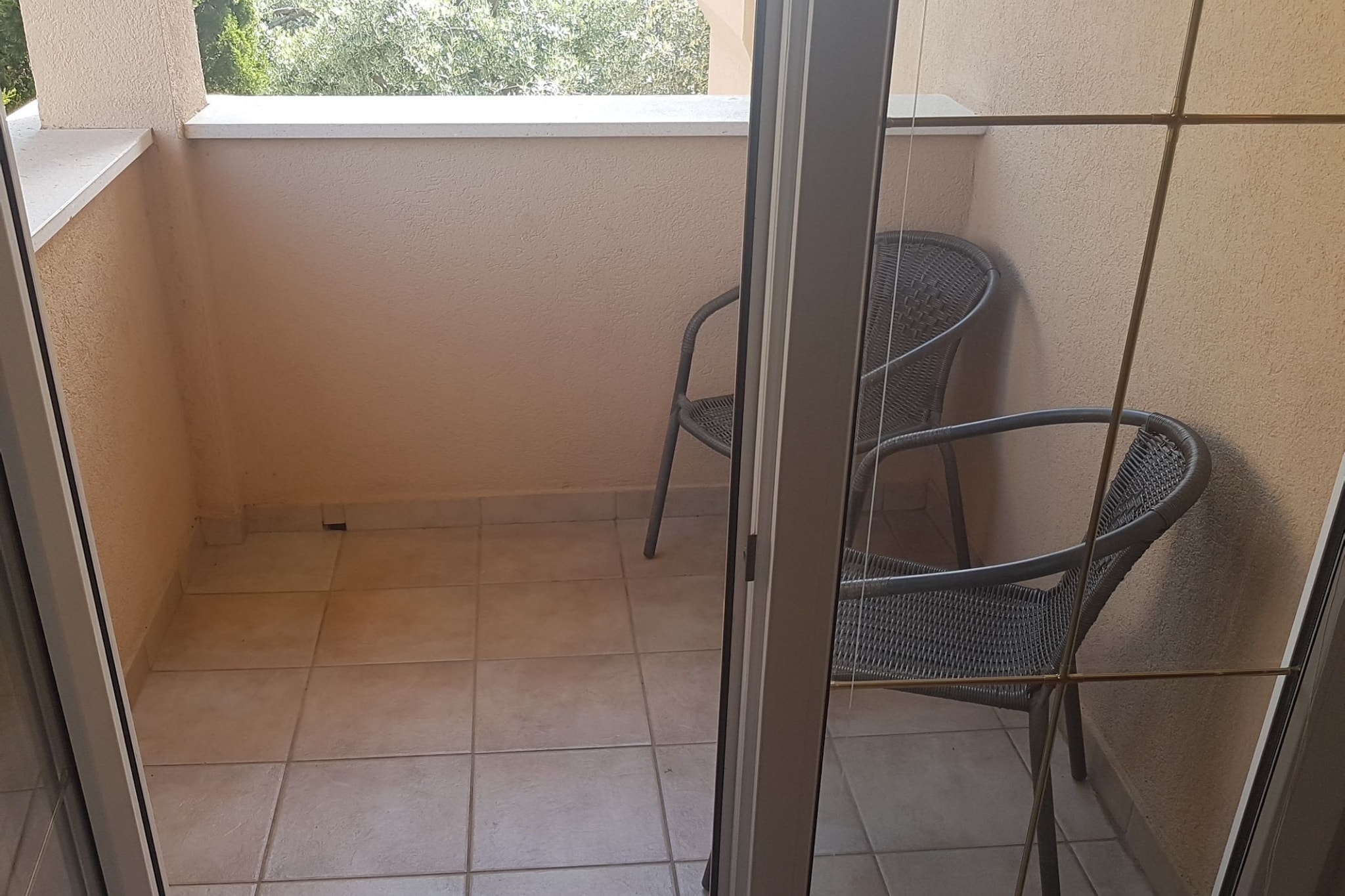 Apartments Danijela & Vlado - Three Bedroom Apartment With Balcony and Garden View