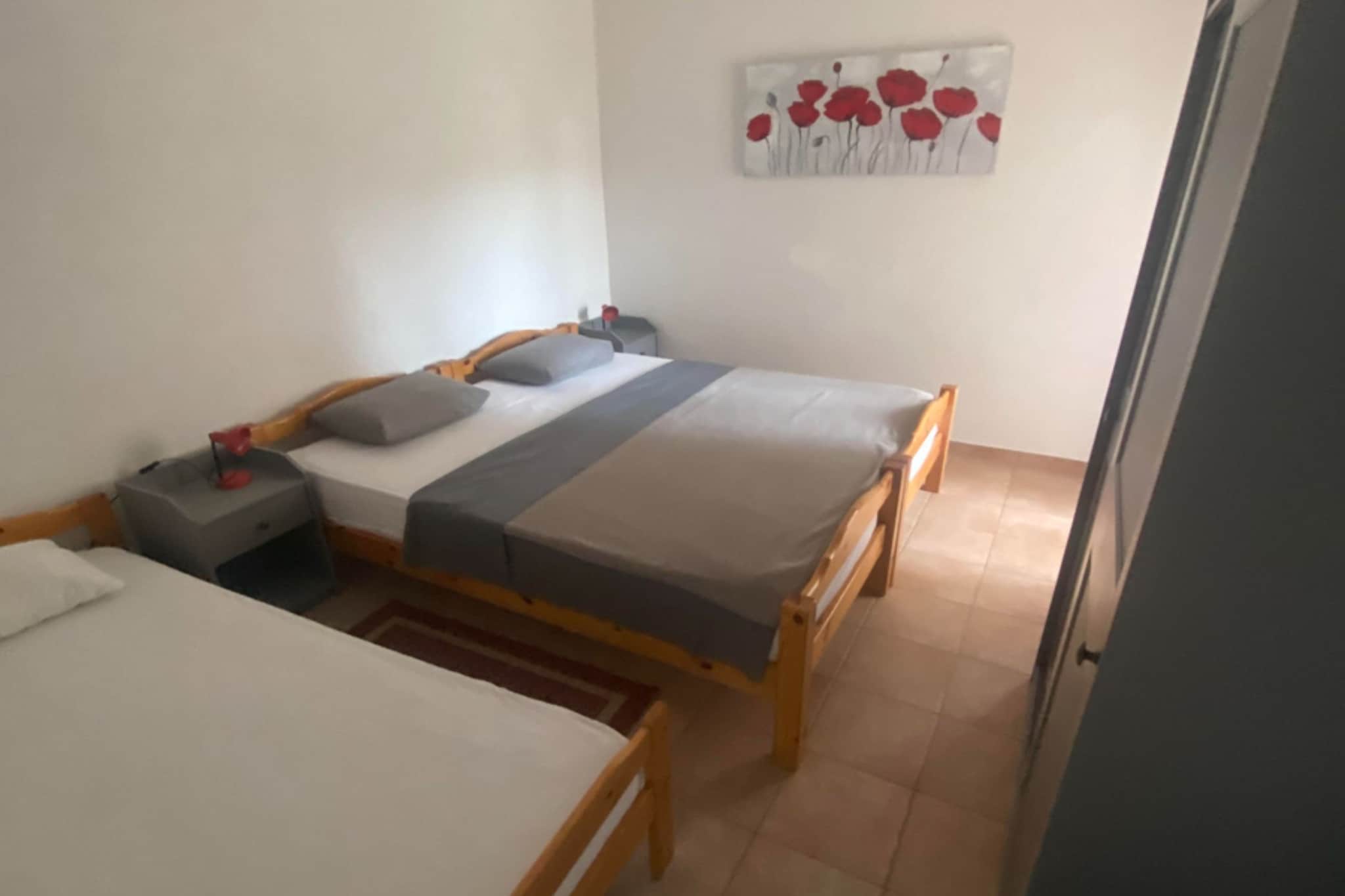Apartments Danijela & Vlado - Three Bedroom Apartment With Balcony and Garden View-Chambre