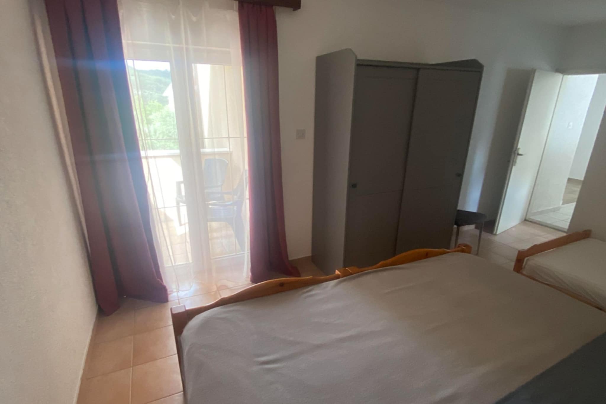 Apartments Danijela & Vlado - Three Bedroom Apartment With Balcony and Garden View-Chambre