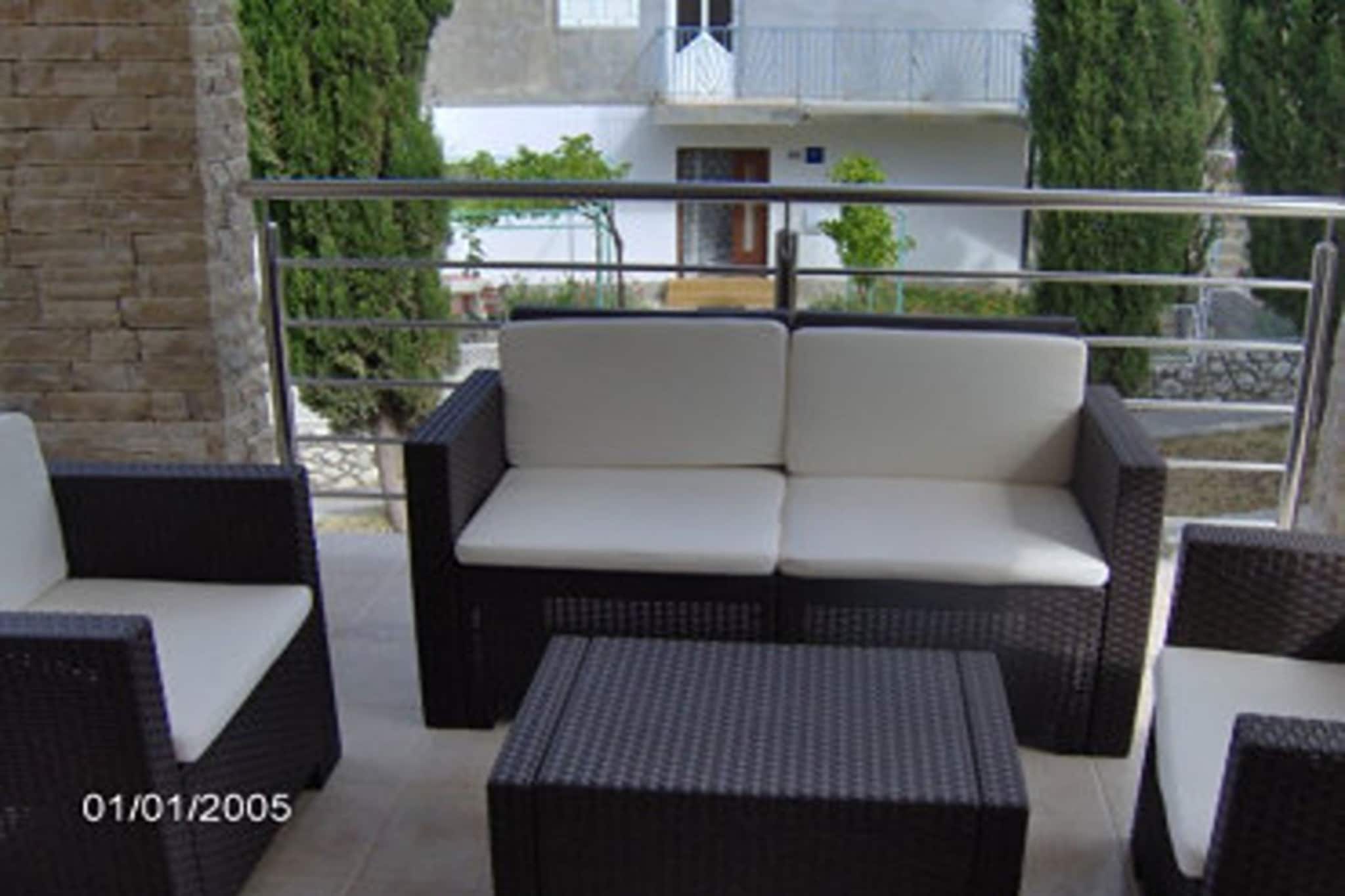 Apartments Danijela & Vlado - Three Bedroom Apartment With Balcony and Garden View - Buitenlucht