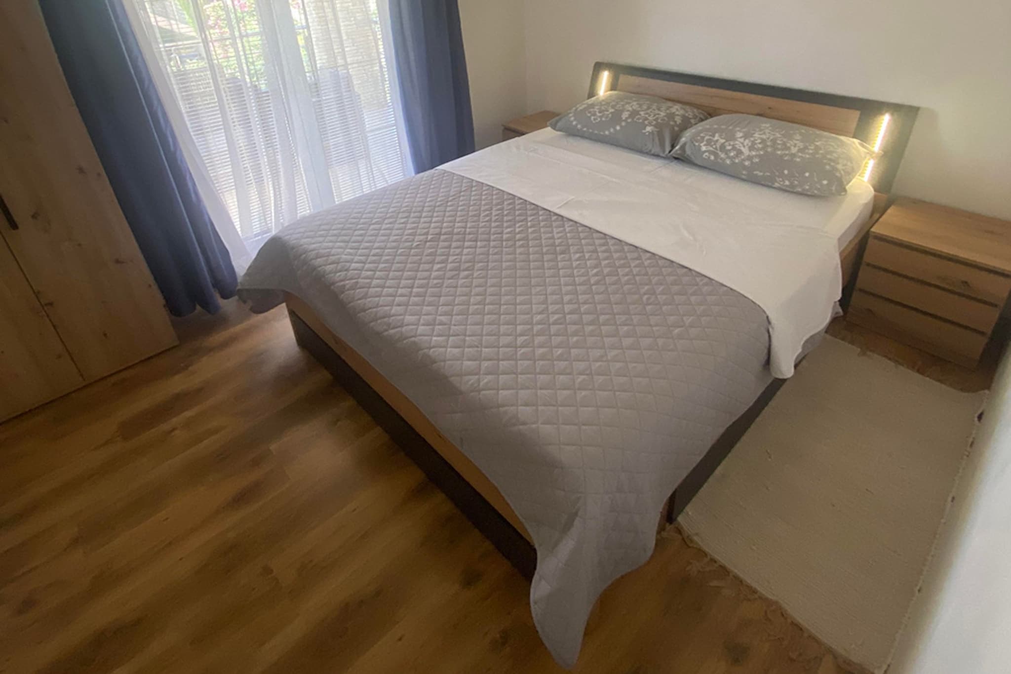 Apartments Danijela & Vlado - Three Bedroom Apartment With Balcony and Garden View