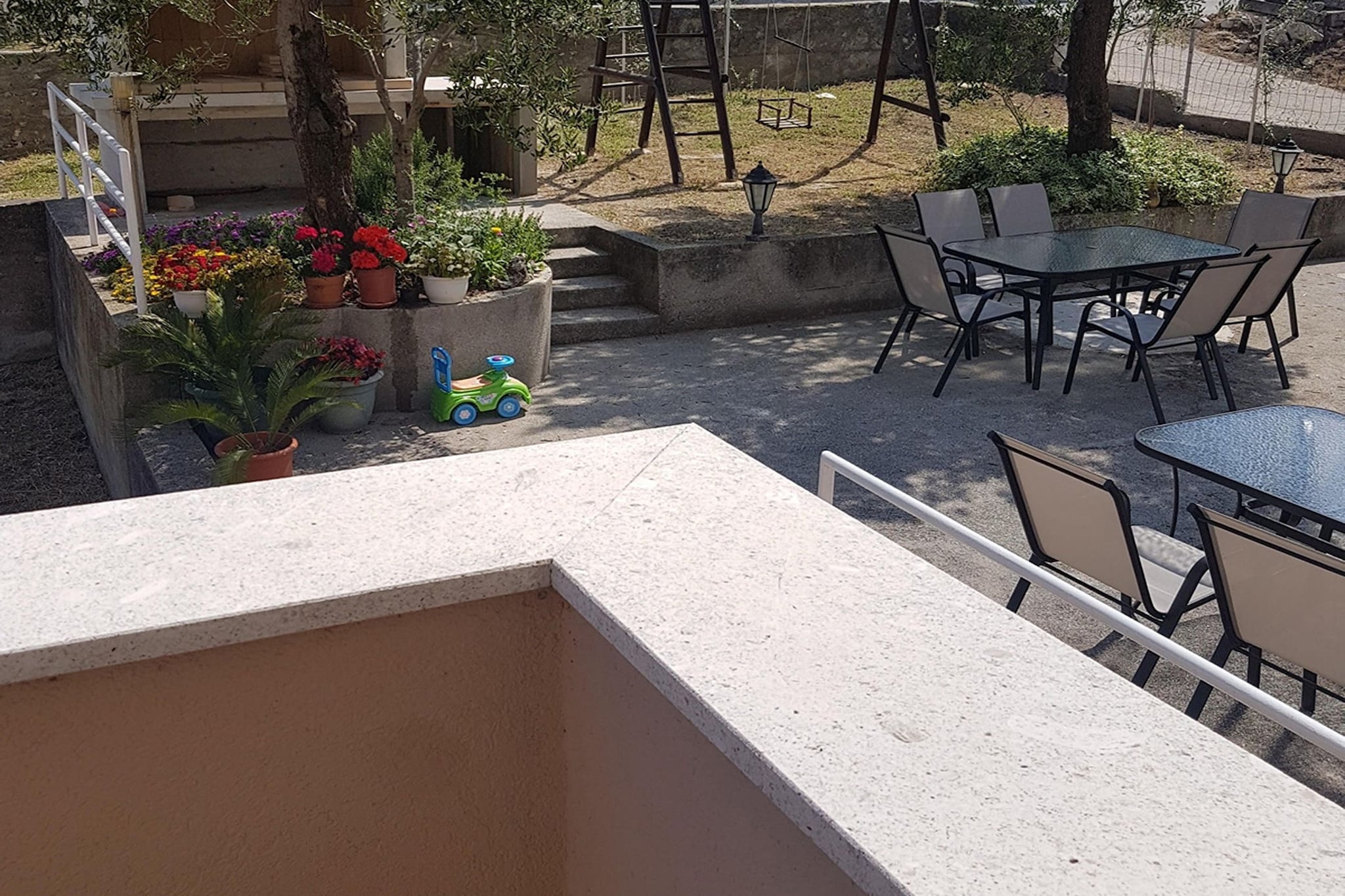 Apartments Danijela & Vlado - One Bedroom Apartment with Balcony and  Garden View - Buitenlucht