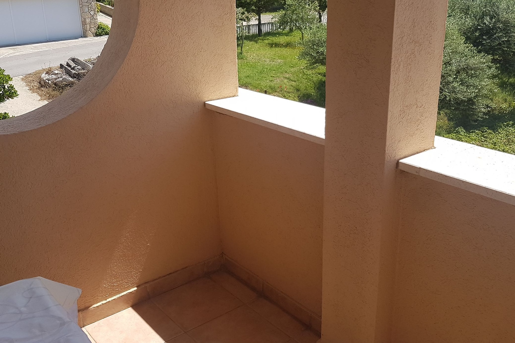 Apartments Danijela & Vlado - One Bedroom Apartment with Balcony and  Garden View