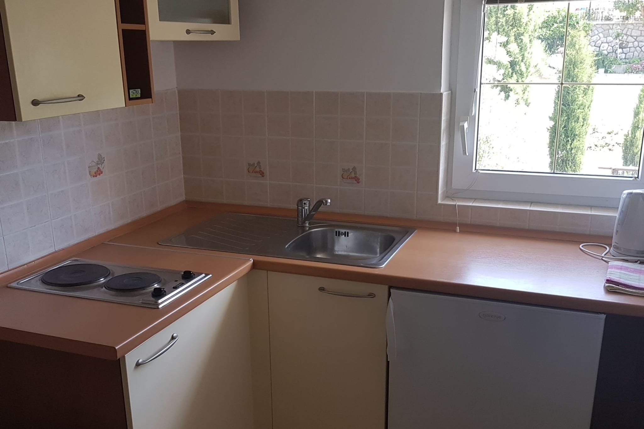 Apartments Danijela & Vlado - Two Bedroom Apartment with Balcony and Garden View-Cuisine