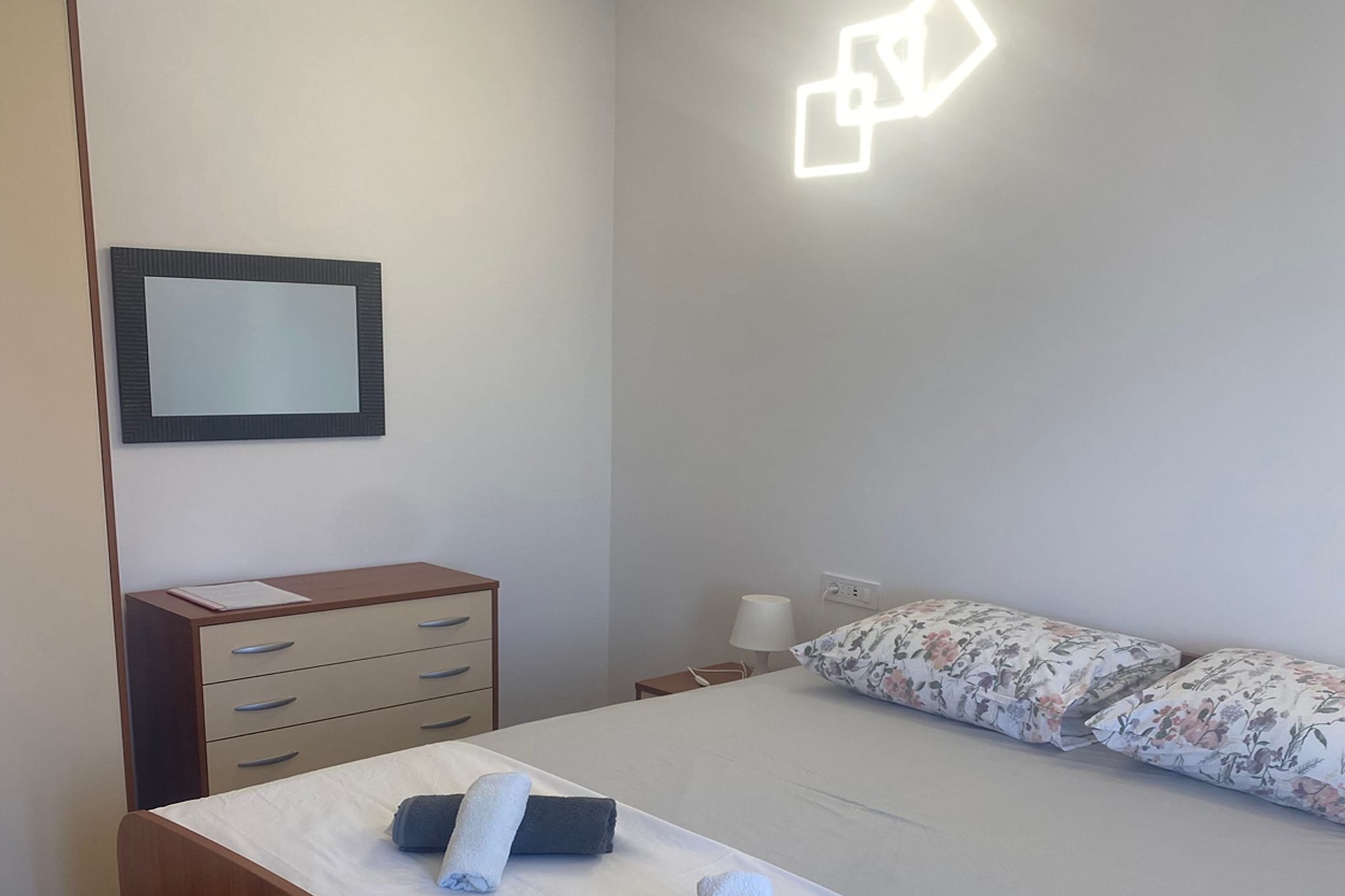 Apartments Danijela & Vlado - Two Bedroom Apartment with Balcony and Garden View - Slaapkamer