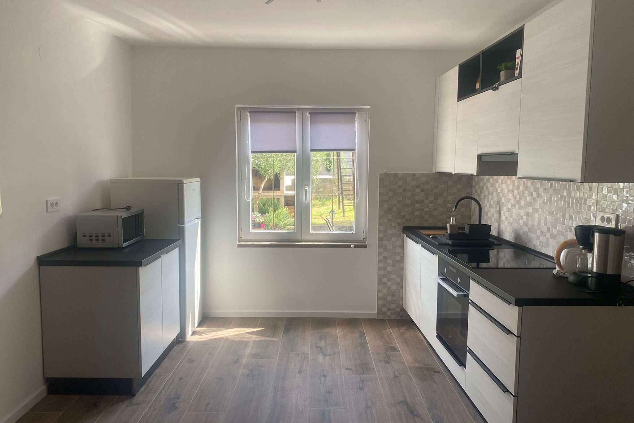 Apartments Danijela & Vlado - Two Bedroom Apartment with Balcony and Garden View - Keuken