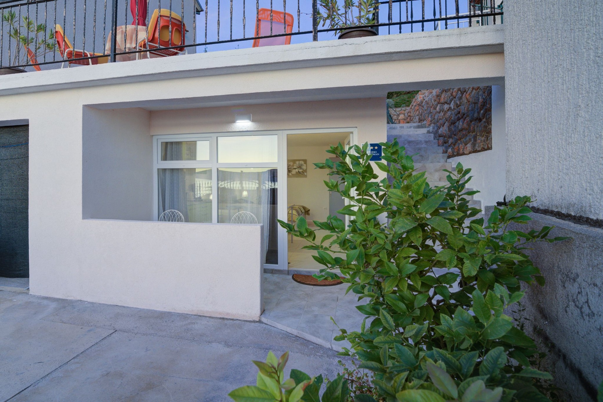 Apartments Luka & Leona - Studio Apartment with Terrace Leona-Extérieur