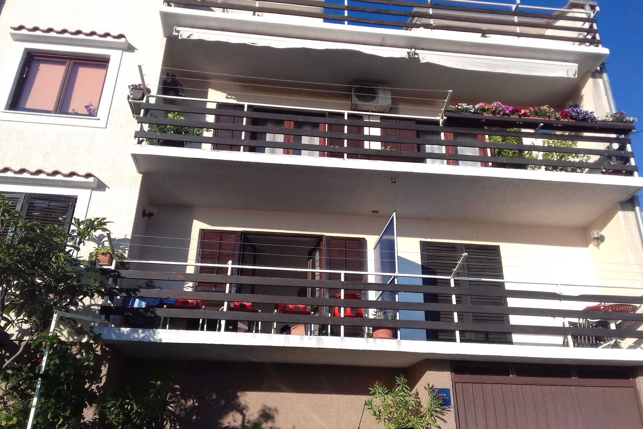Apartments Luka & Leona - Studio Apartment with Terrace Leona-Extérieur