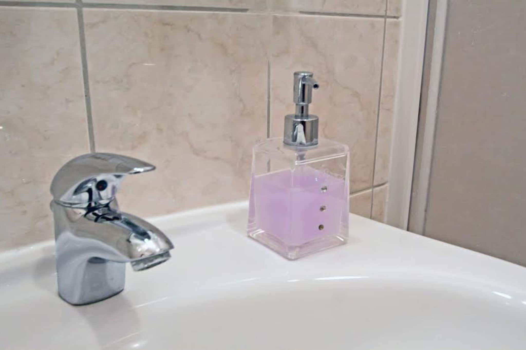 Beachfront Apartments Tamarix - Superior One Bedroom Apartment (Grand) 2-Bathroom