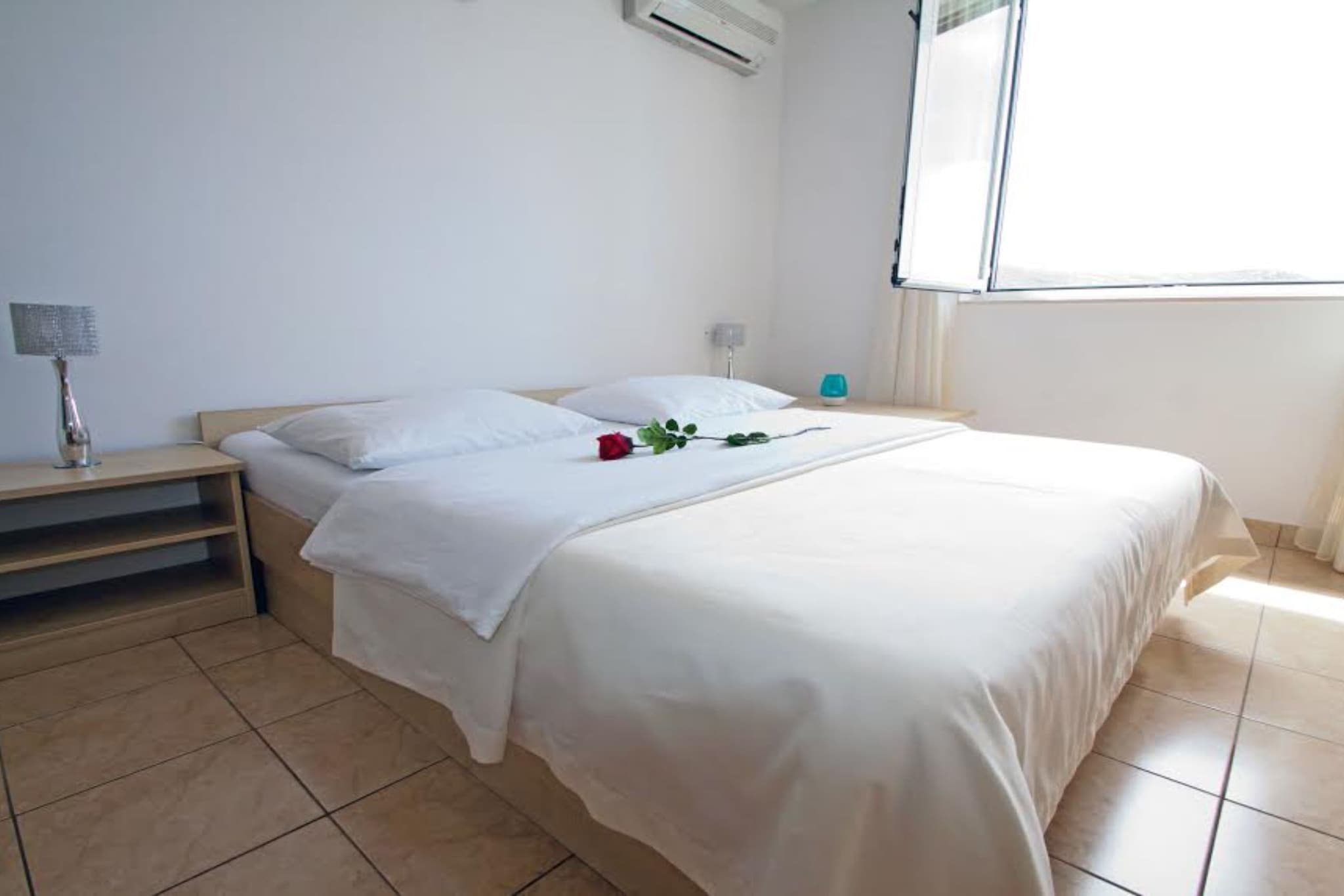 Beachfront Apartments Tamarix - Superior One Bedroom Apartment (Grand) 5-Schlafzimmer