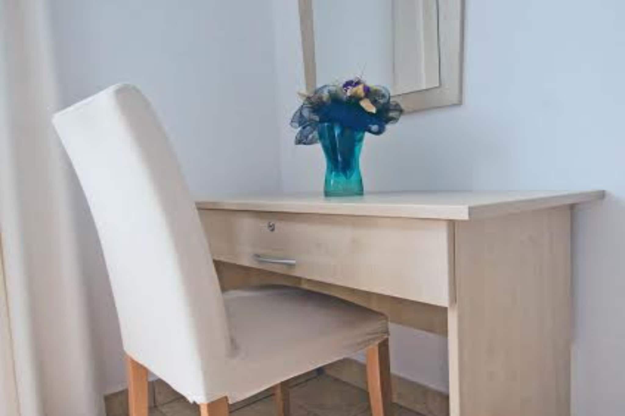 Beachfront Apartments Tamarix - Studio Apartment 1
